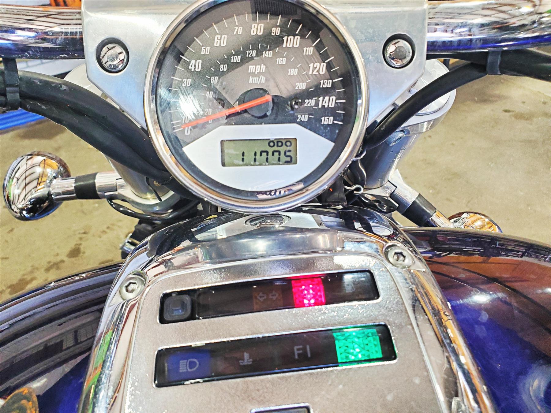 2002 Honda V-Twin VTX1800 C Gauges Speedometer Instrument 11K 37200-MCH-673 {{ shop.shopifyCountryName }} - Mototech271