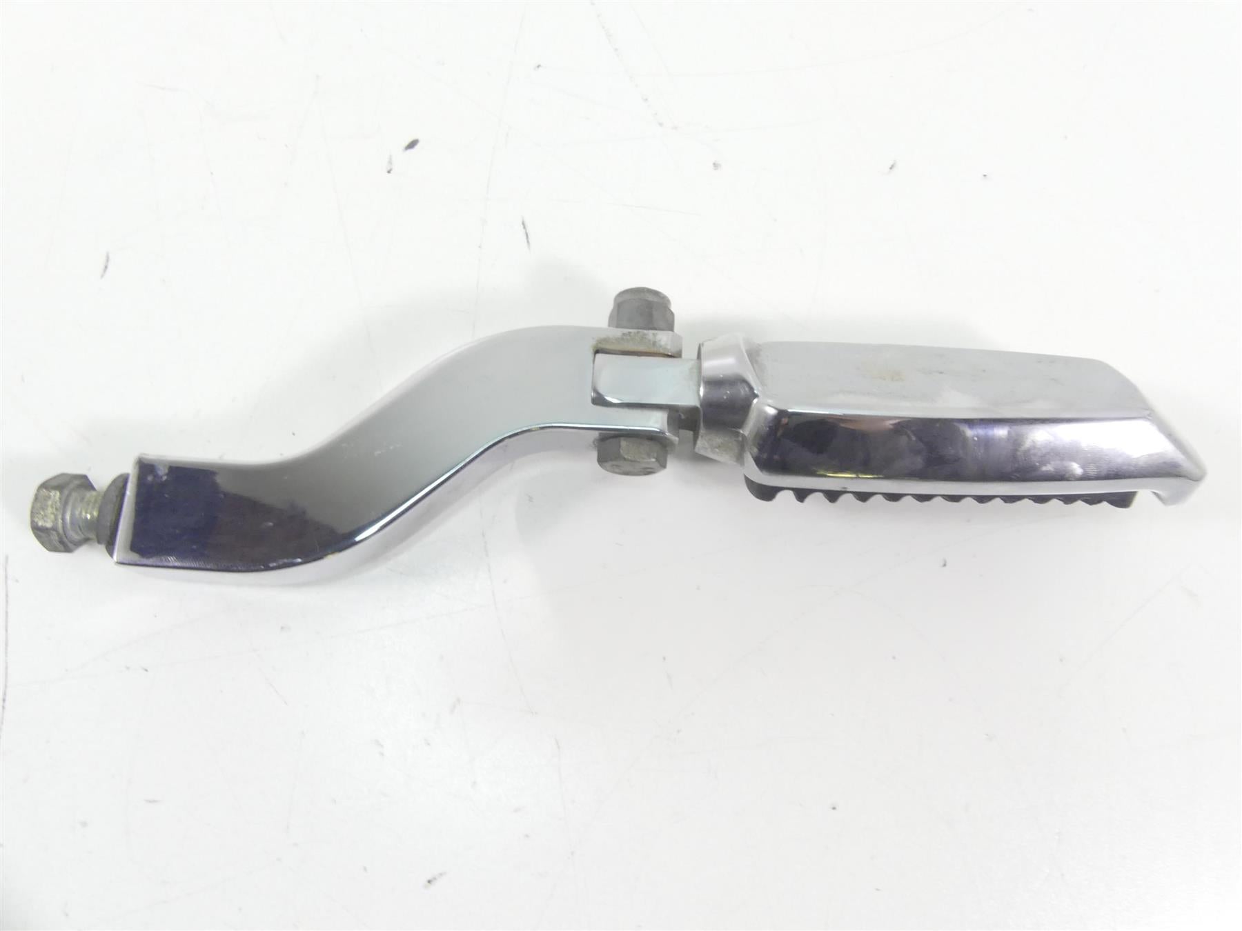 2005 Harley Dyna FXDLI Low Rider Rear Chrome Footpeg Set & Mounts 49165-02 {{ shop.shopifyCountryName }} - Mototech271