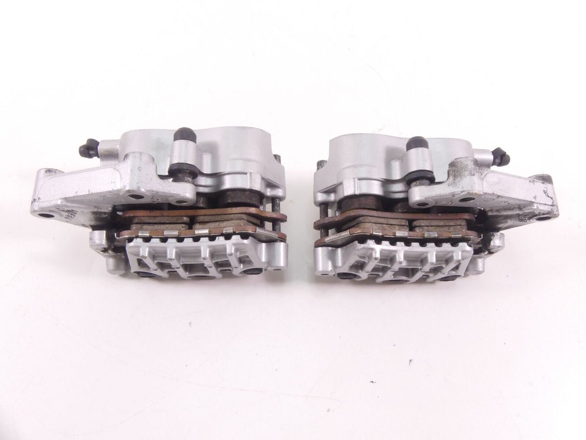 2009 Victory Vision Tour Front Nissin Brake Caliper Set 1910924 1910925 {{ shop.shopifyCountryName }} - Mototech271
