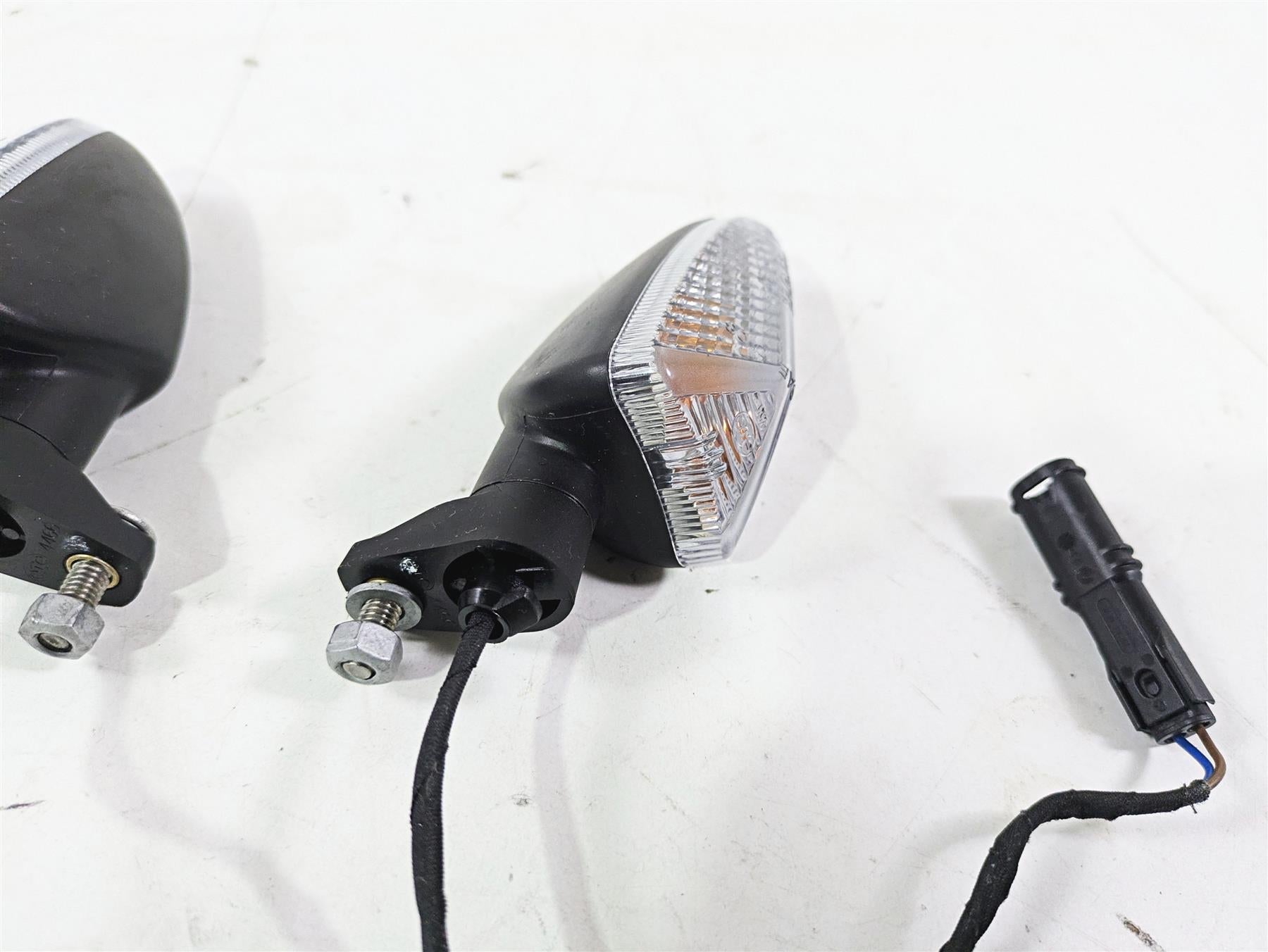 2015 BMW R nineT K21 Rear Blinker Turn Signal Set 63138534351 {{ shop.shopifyCountryName }} - Mototech271