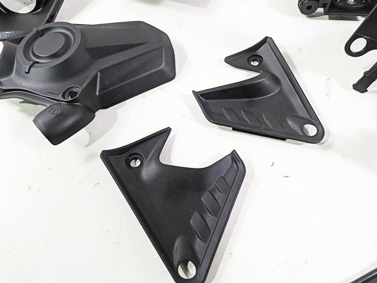 2023 Ducati Monster 937 SP Plastic Infill Cover Fairing Set {{ shop.shopifyCountryName }} - Mototech271