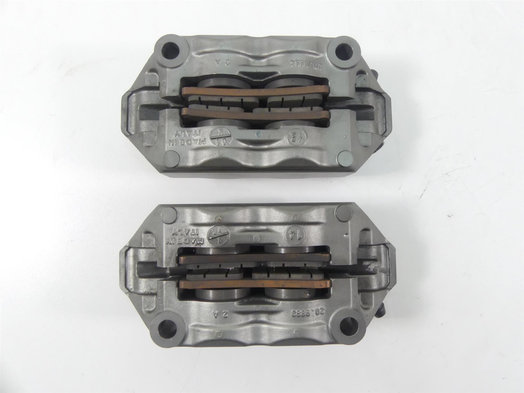 2015 Triumph 1050 Speed Triple R Front Brembo Brake Calipers T2021450 T2021460 {{ shop.shopifyCountryName }} - Mototech271
