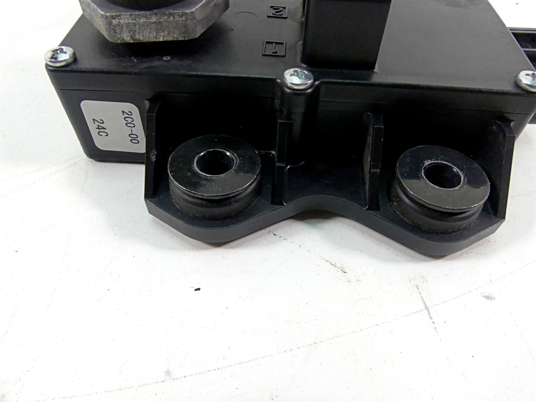 2012 Yamaha VMX17 VMAX 1700 Exhaust Servo Motor Actuator 2C0-85820-00-00 {{ shop.shopifyCountryName }} - Mototech271