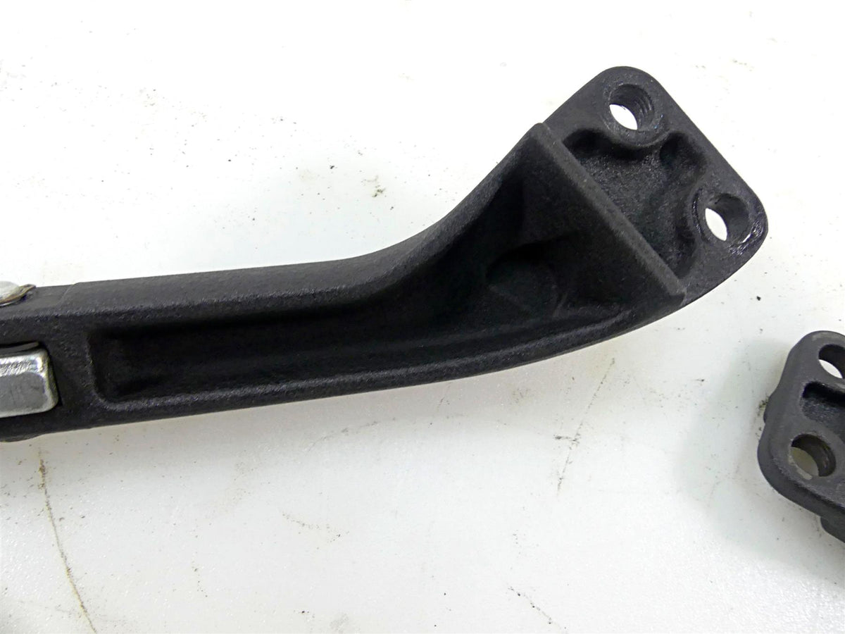 2017 Harley Dyna FXDB Street Bob Rear Passenger Foot Peg Set 49224-06A 49230-06 {{ shop.shopifyCountryName }} - Mototech271