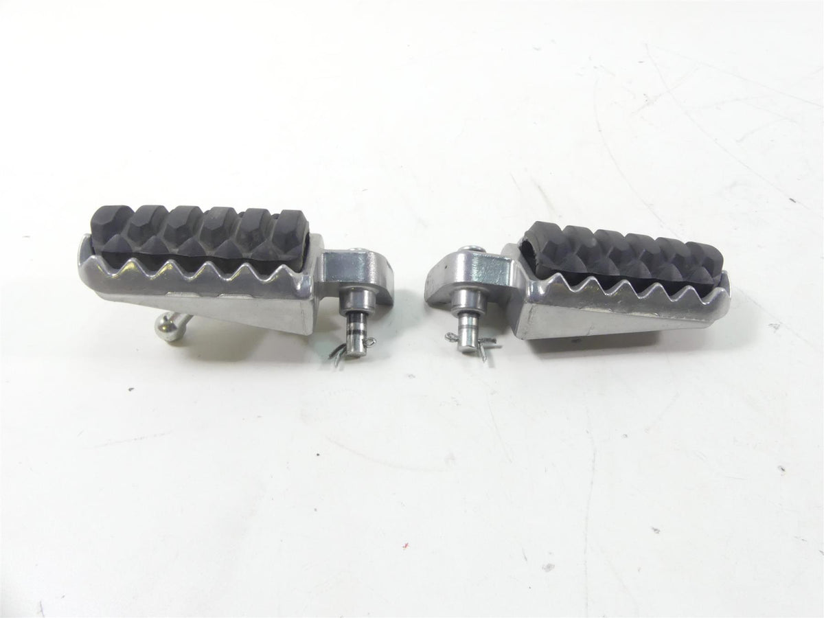 2017 Yamaha XT1200Z Super Tenere Front Rider Driver Footpeg Set 23P-27451-00-00 {{ shop.shopifyCountryName }} - Mototech271