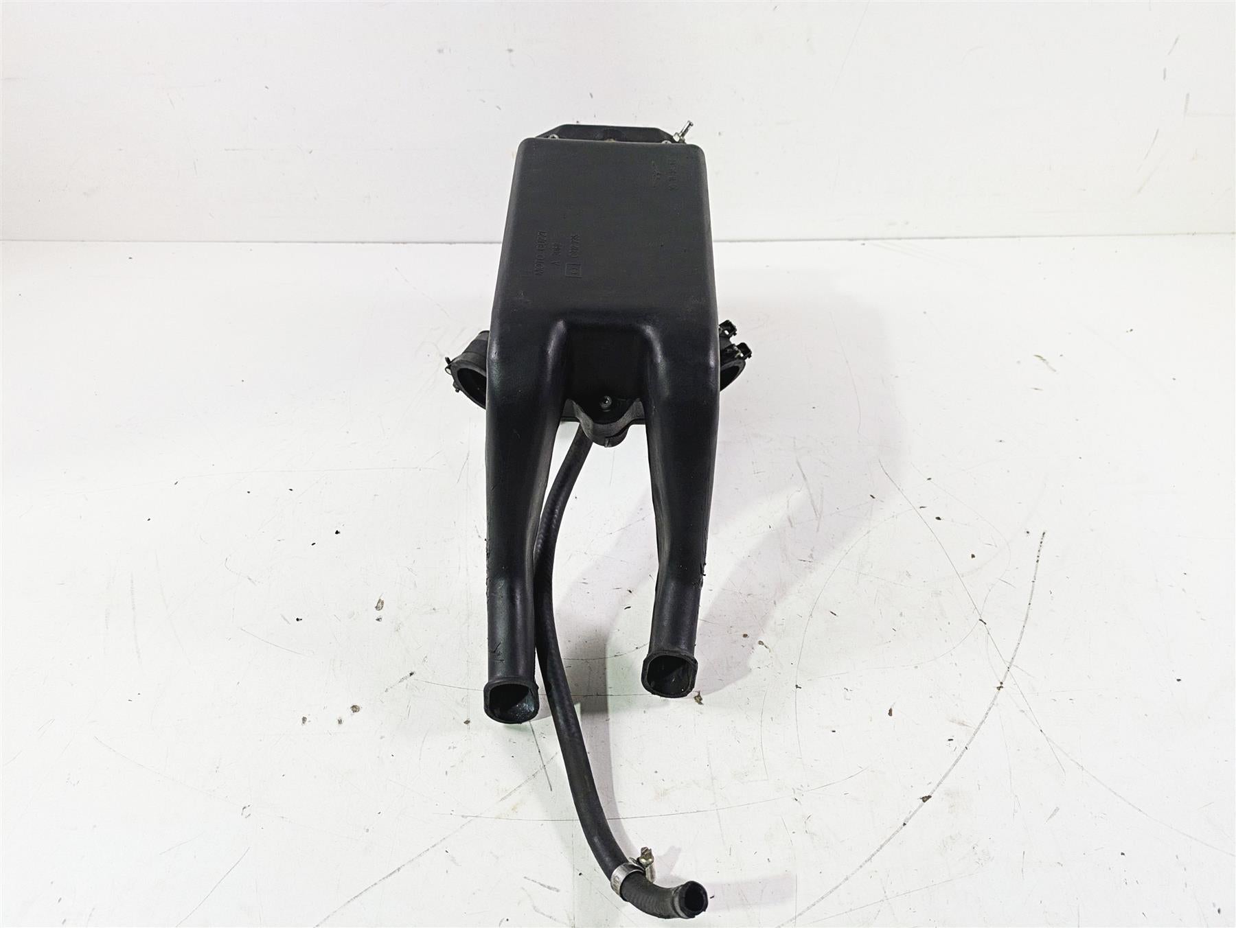 1998 Moto Guzzi California 1100 EV Air Box Cleaner Breather Filter GU30113460 {{ shop.shopifyCountryName }} - Mototech271