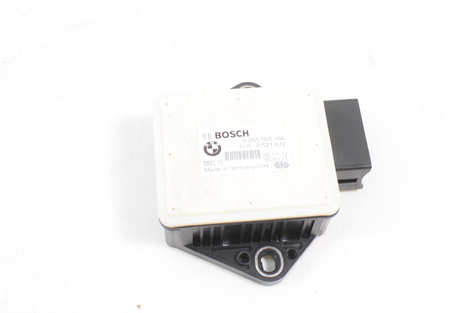 2013 BMW S1000RR S1000 RR Speed Sensor / Drehratensensor 61358521872 {{ shop.shopifyCountryName }} - Mototech271