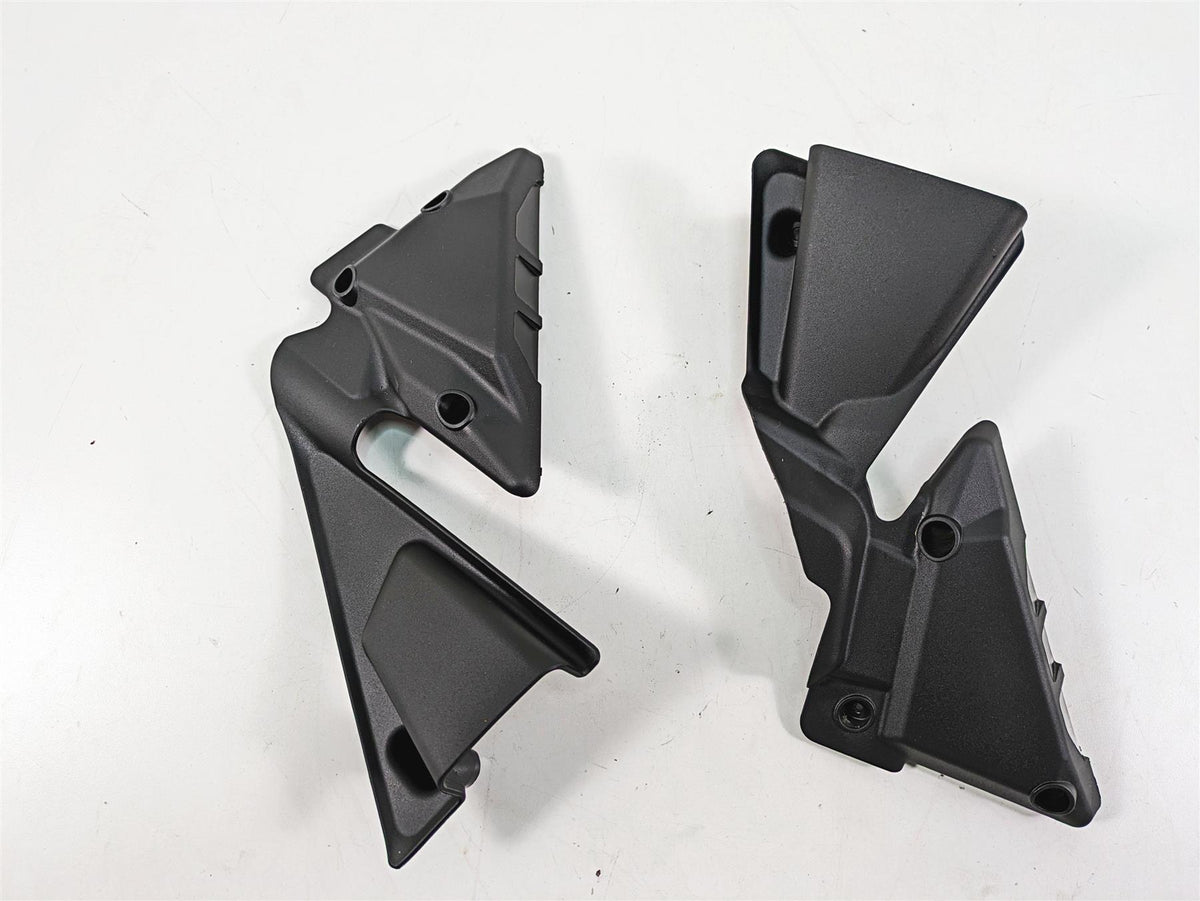 2020 Moto Guzzi V85 TT Adventure Molded Frame Engine Infill Covers Set 2B005529 {{ shop.shopifyCountryName }} - Mototech271
