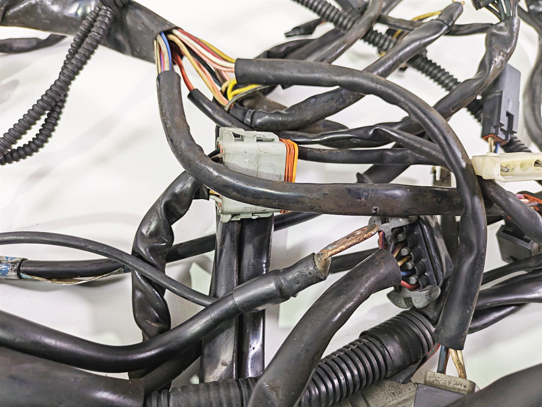 2005 Harley Touring FLHRI Road King Main Wiring Harness Loom EFI 70245-04A {{ shop.shopifyCountryName }} - Mototech271