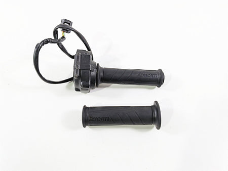 2019 Ducati 959 Panigale Ride Fly By Wire Throttle Set - Read 66020011B {{ shop.shopifyCountryName }} - Mototech271