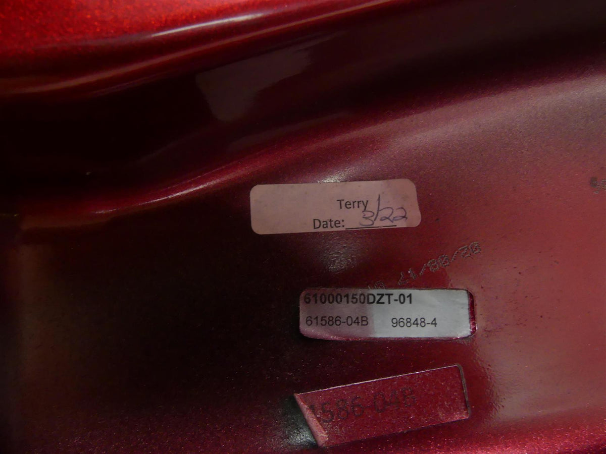 2014 Harley Dyna FXDF Fat Bob Fuel Gas Petrol Tank -Dent 61586-04B {{ shop.shopifyCountryName }} - Mototech271
