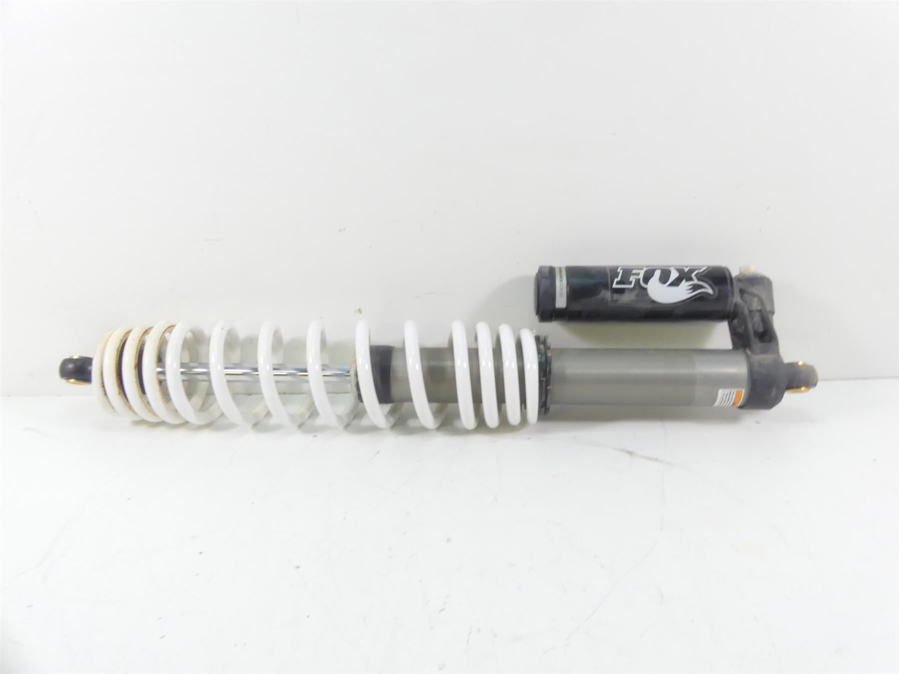 2018 Yamaha YXZ1000R EPS SS Straight Fox Right Rear Shock - Read 2HC-F2210-01-0 {{ shop.shopifyCountryName }} - Mototech271