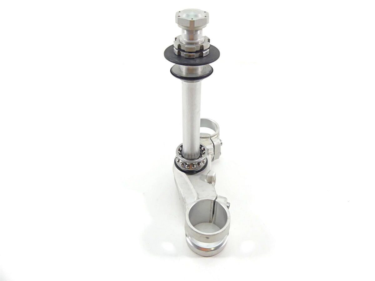 2022 Triumph Speed Triple 1200 RS Lower Triple Tree Steering Clamp 54mm T2045130 {{ shop.shopifyCountryName }} - Mototech271