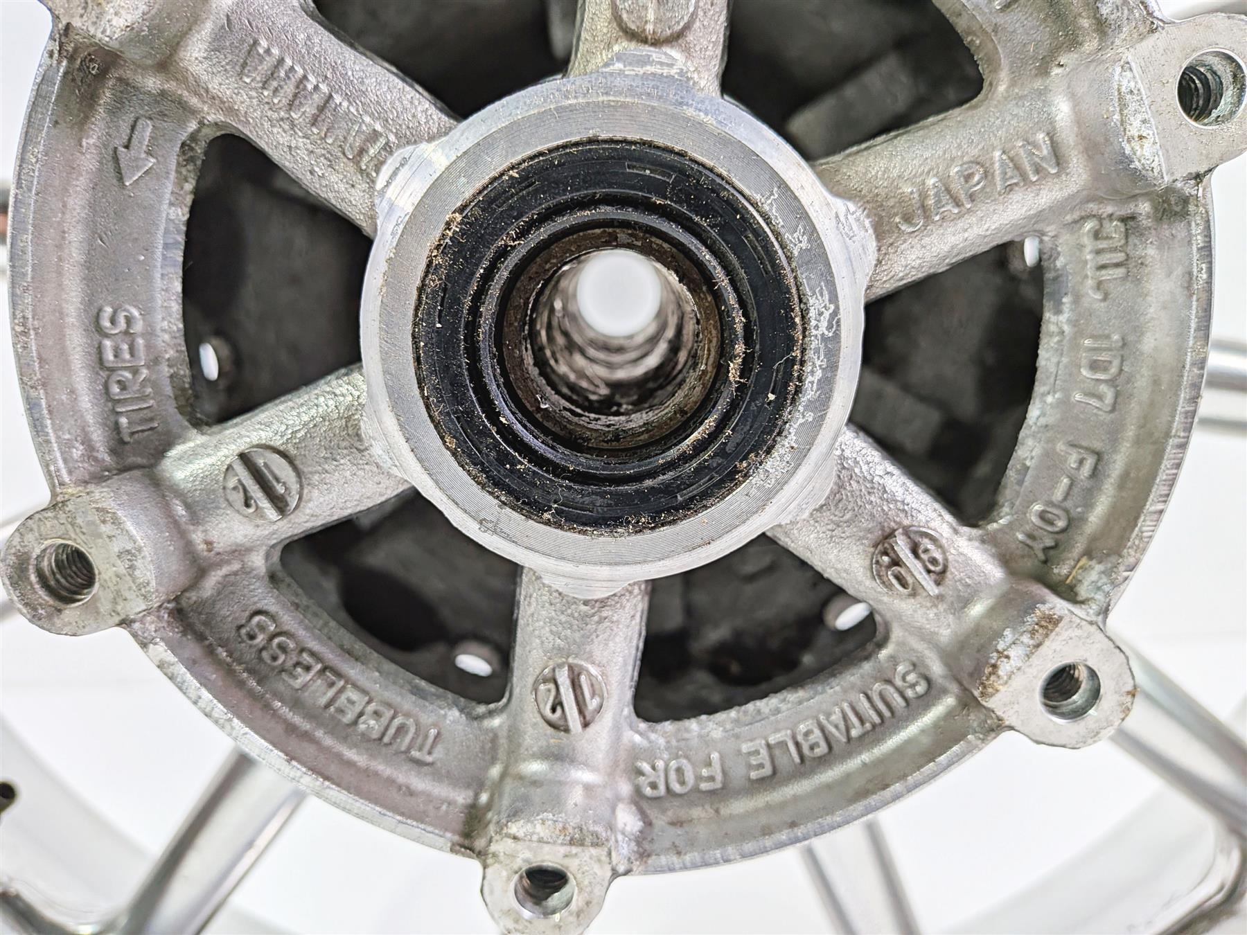2008 Yamaha XV1900 Roadliner S Straight 18x4 Front Wheel Rim 1D7-25168-10-P0 {{ shop.shopifyCountryName }} - Mototech271