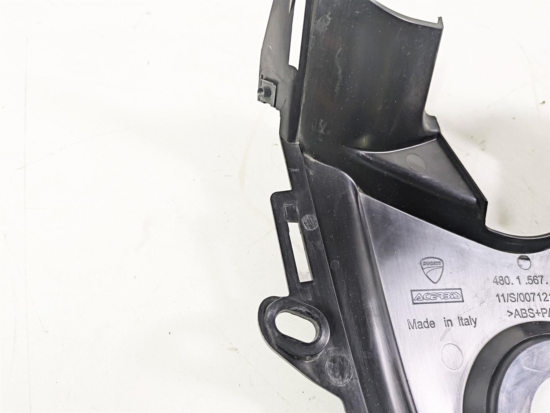 2015 Ducati Hypermotard 821 SP Center Tank Fairing Cover Cowl 48015671B {{ shop.shopifyCountryName }} - Mototech271