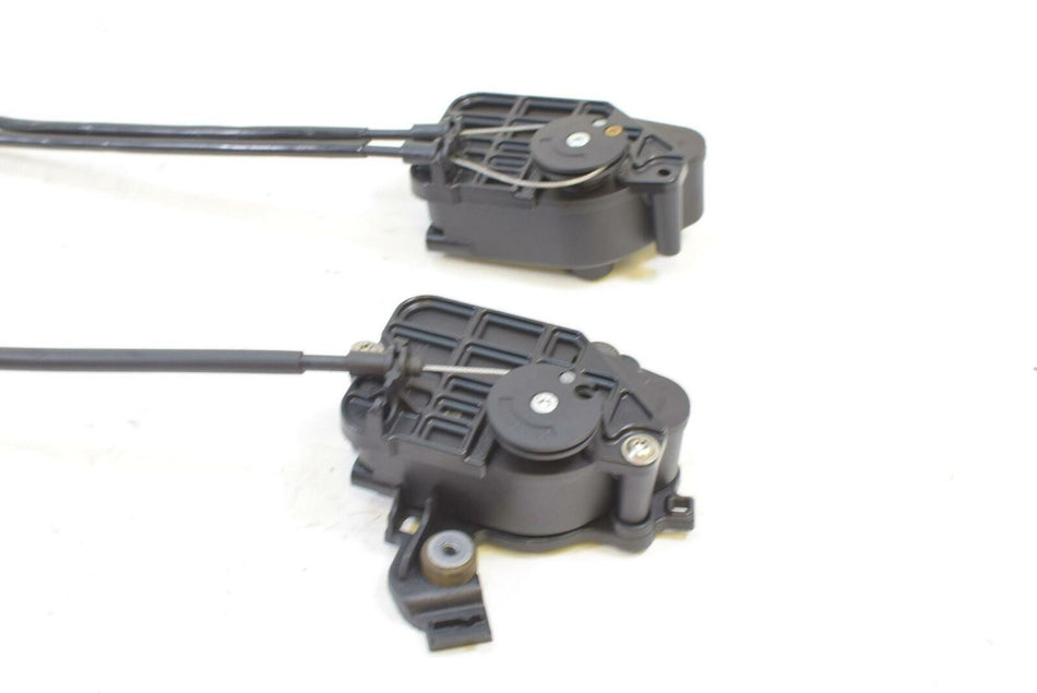 2014 BMW S1000 RR K46 Exhaust Flap Servo Motor Actuator Set 18307718135 {{ shop.shopifyCountryName }} - Mototech271