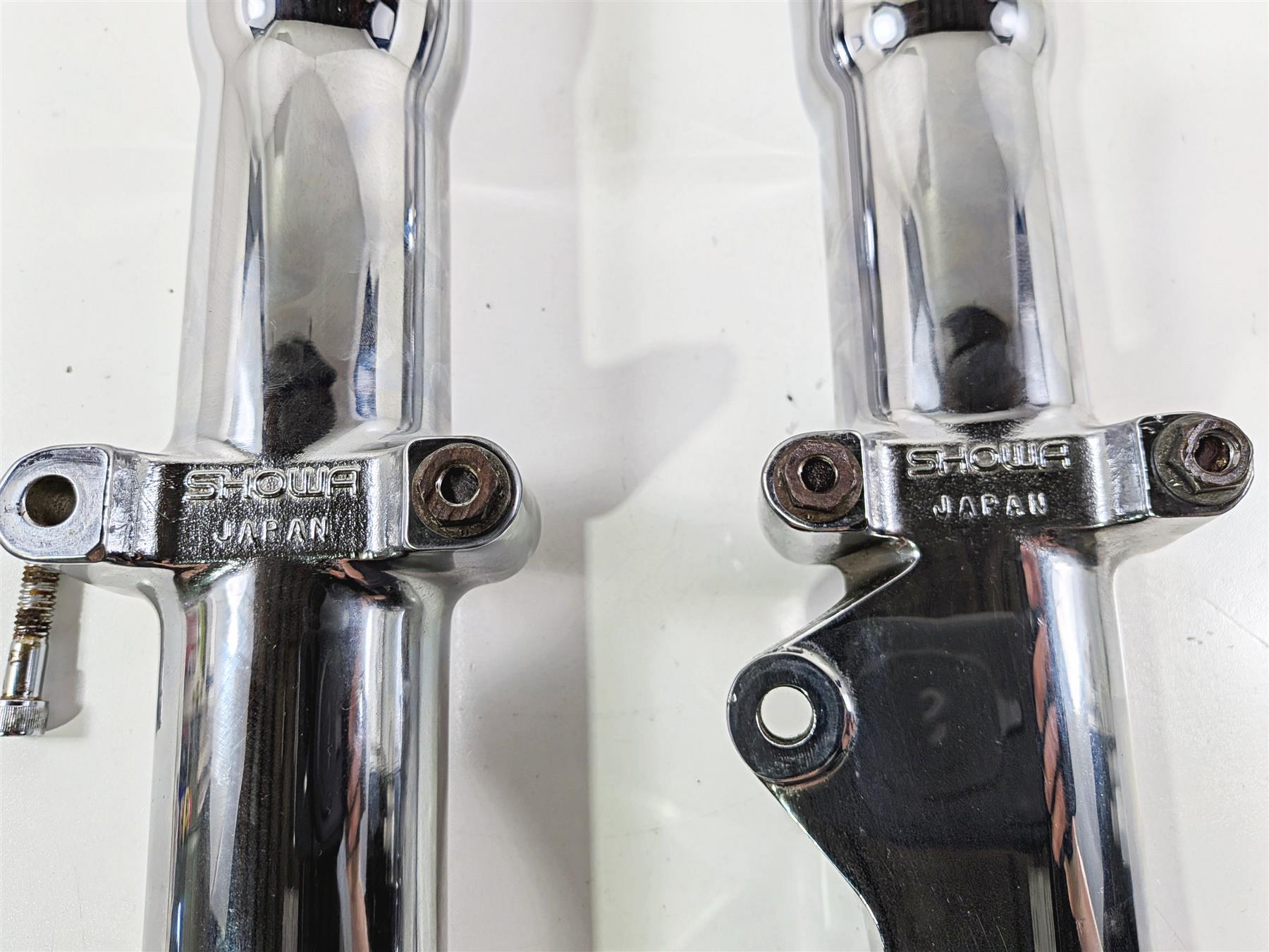 1996 Harley FLSTC Softail Heritage Straight Front Fork Leg Set 45915-86 45916-86 {{ shop.shopifyCountryName }} - Mototech271