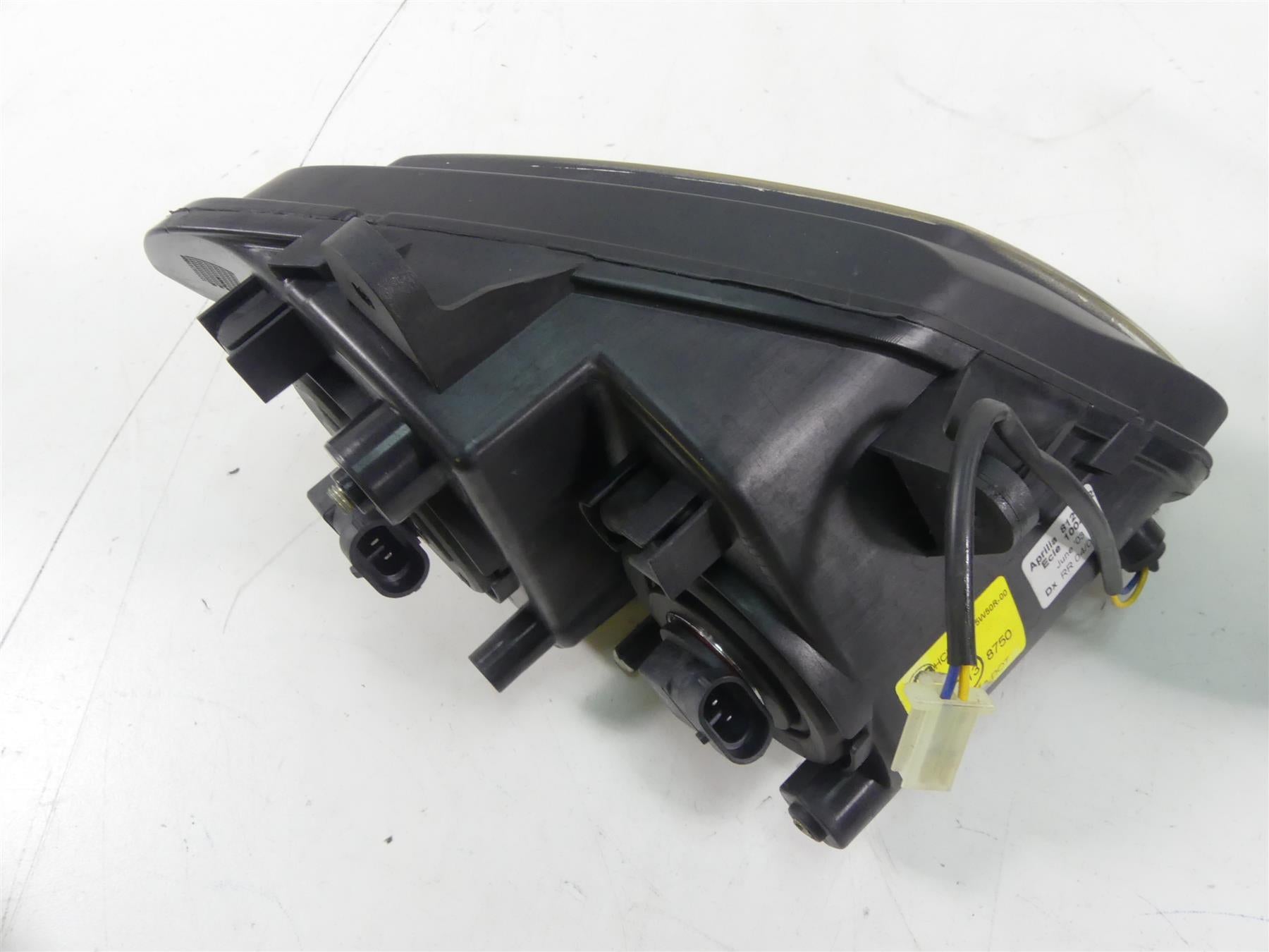 2004 Aprilia RSV1000 R Mille Front Head Lamp Headlight Set AP8127152 AP8127283 {{ shop.shopifyCountryName }} - Mototech271