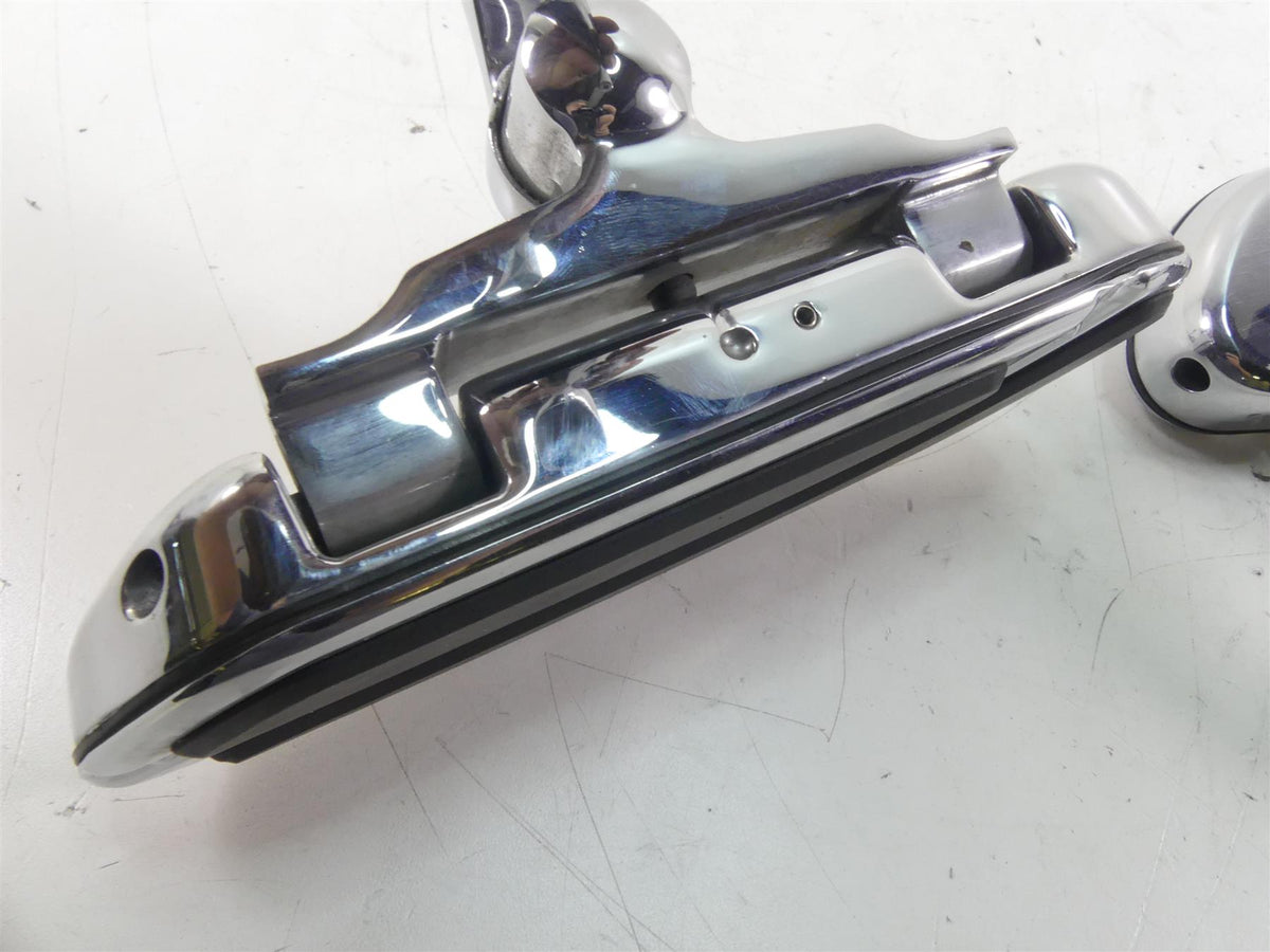 2007 Harley FLHTCU SE2 CVO Electra Glide Passenger Floor Board 50819-07 50823-07 {{ shop.shopifyCountryName }} - Mototech271