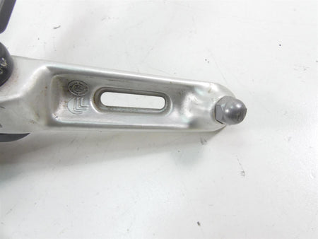 2017 Triumph Thruxton 1200 R Right Front Footpeg Foot Peg + Bracket T2081084 {{ shop.shopifyCountryName }} - Mototech271