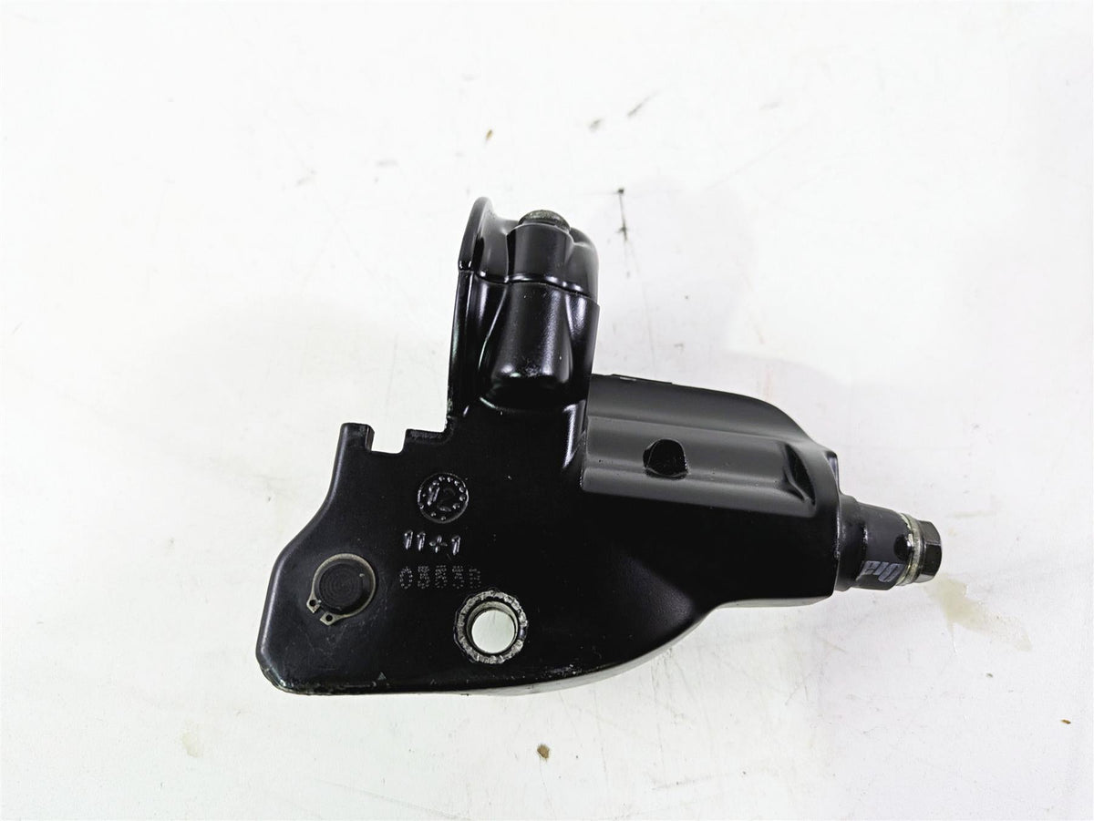 2013 Harley VRSCF Muscle Rod Clutch Master Cylinder 11/16" 38744-09B {{ shop.shopifyCountryName }} - Mototech271