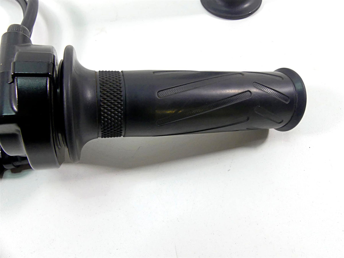 2012 Yamaha VMX17 VMAX 1700 Throttle Grip & Cable Set 4YR-26240-02-00 {{ shop.shopifyCountryName }} - Mototech271