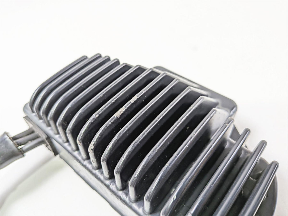 2007 Harley Dyna FXDB Street Bob Rectifier Voltage Regulator 74631-06 {{ shop.shopifyCountryName }} - Mototech271