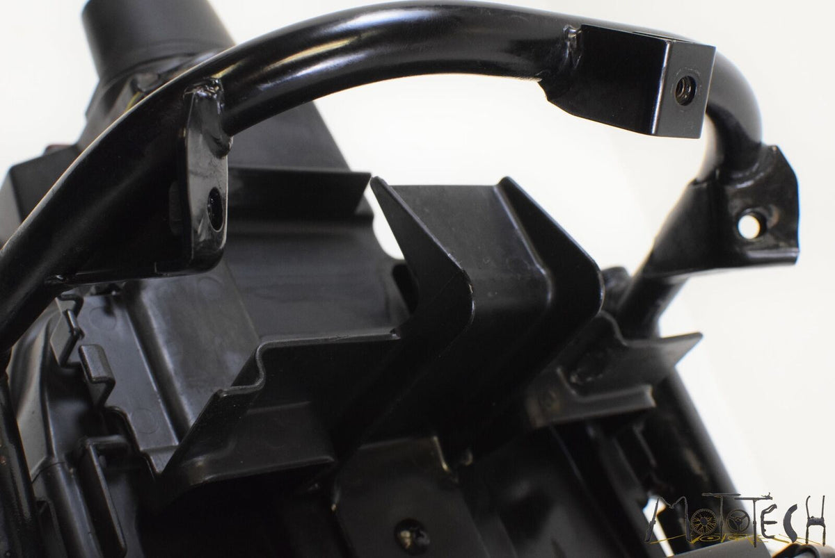 2005 Kawasaki ZZR1200 ZX1200 Ninja Rear Subframe Sub Frame SET 32160-1776-10 {{ shop.shopifyCountryName }} - Mototech271