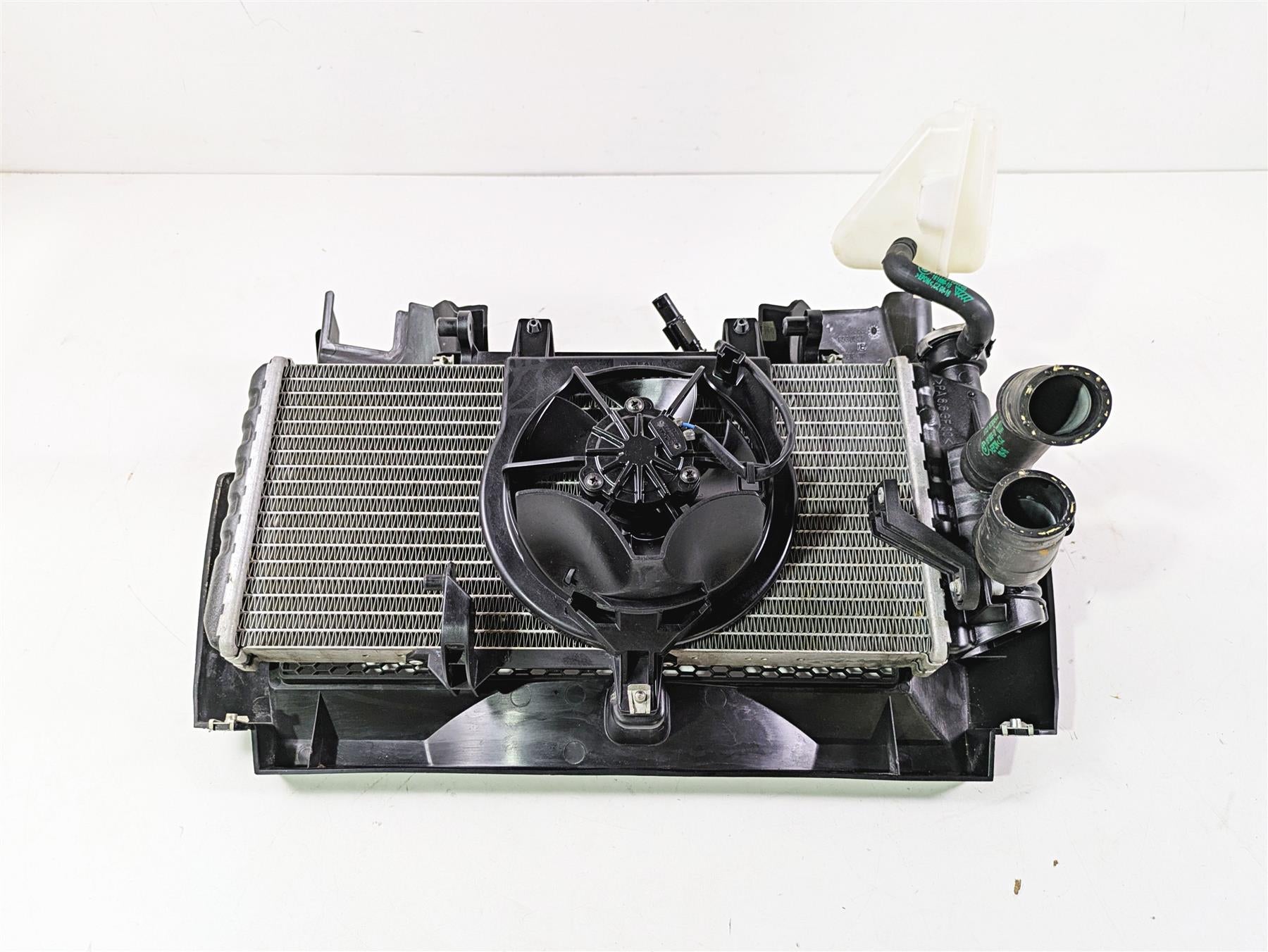 2017 BMW F800GS Adv K75 Radiator Fan Reservoir Hoses Set 17118530393 {{ shop.shopifyCountryName }} - Mototech271