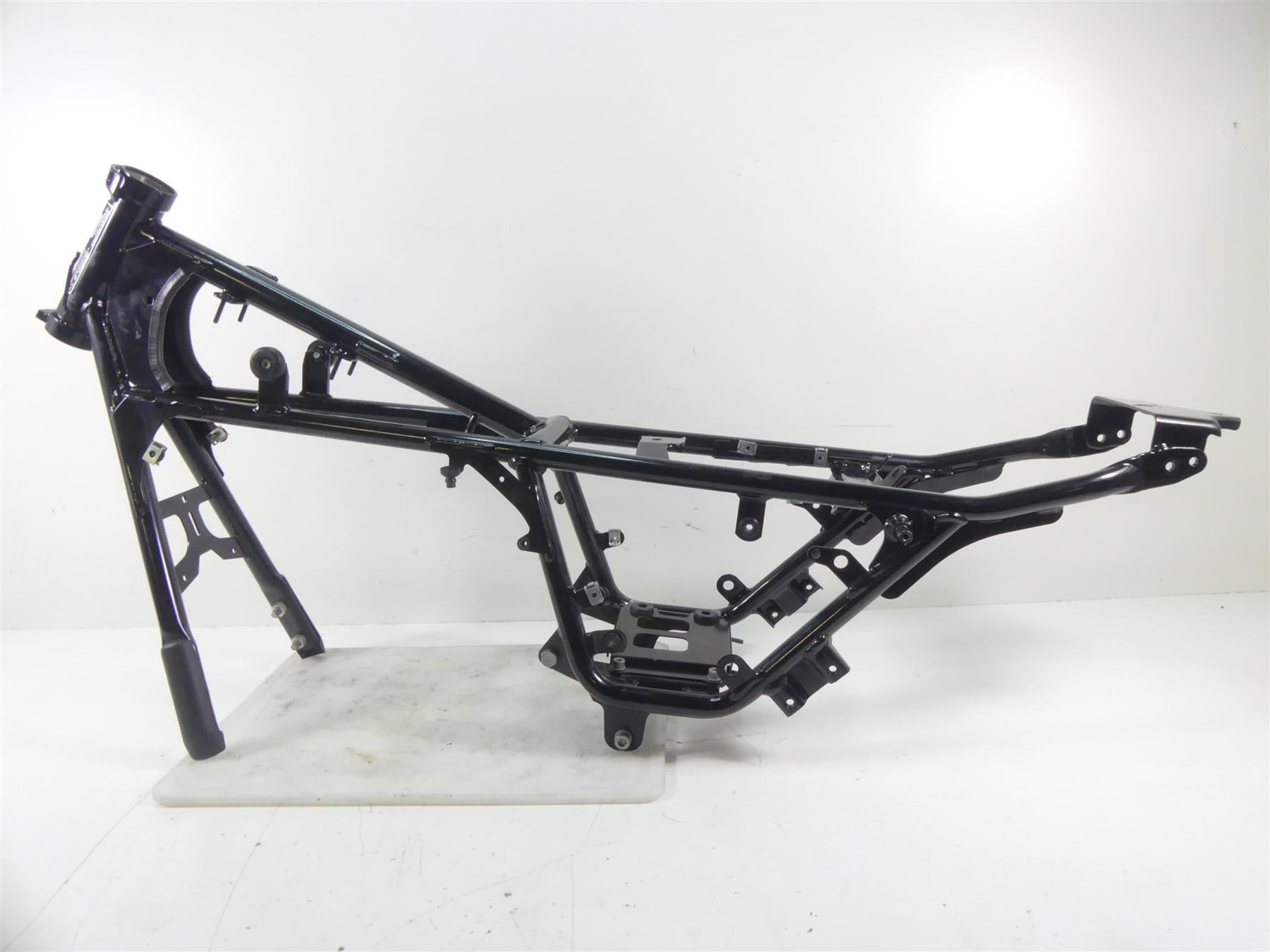 2016 Moto Guzzi V7 II Special 750 Straight Main Frame Chassis + Florida Salvage Title 2B000975 {{ shop.shopifyCountryName }} - Mototech271