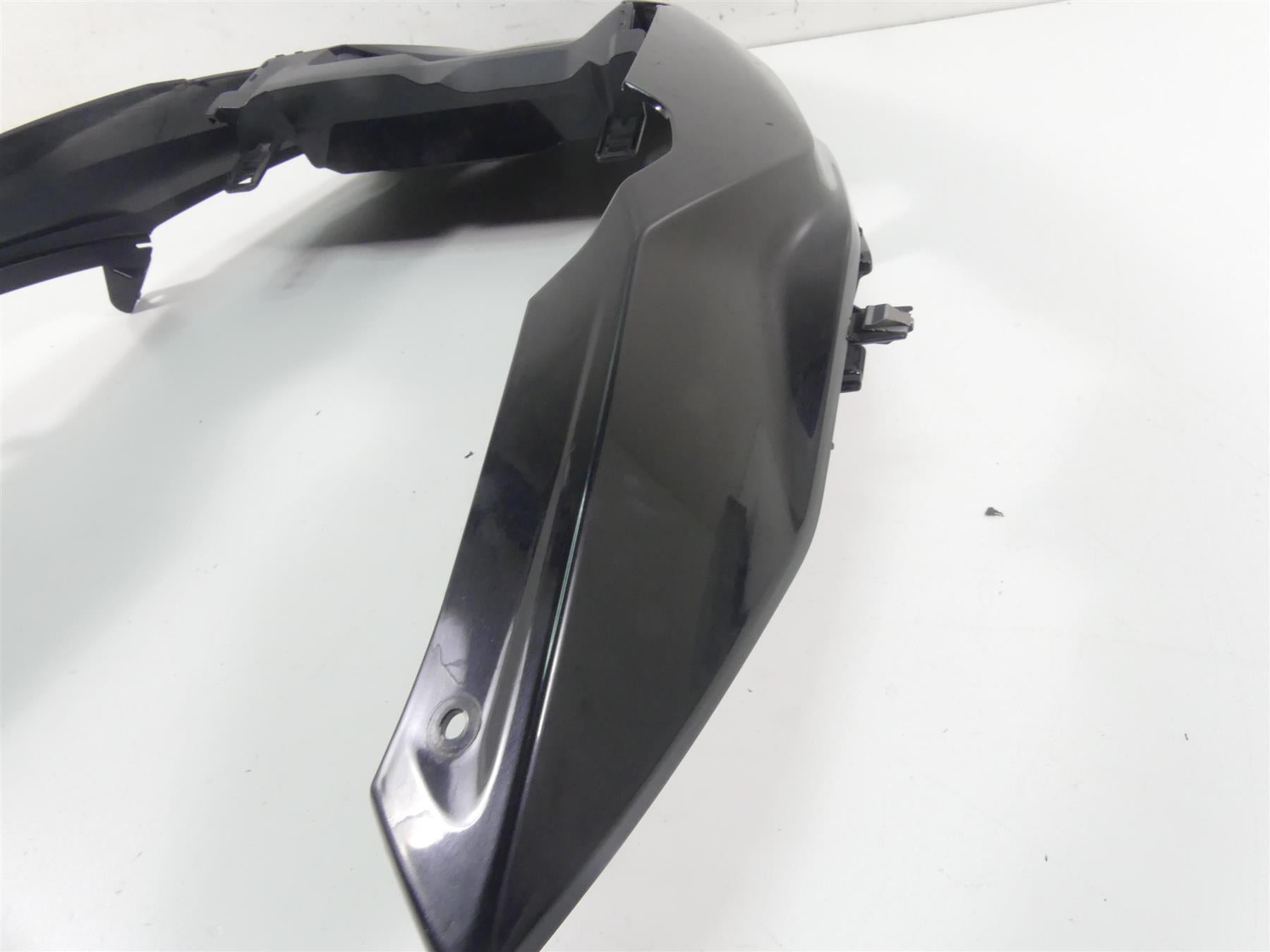 2019 BMW R1250GS K50 Upper Front Fender Tire Hugger 46618556633 {{ shop.shopifyCountryName }} - Mototech271