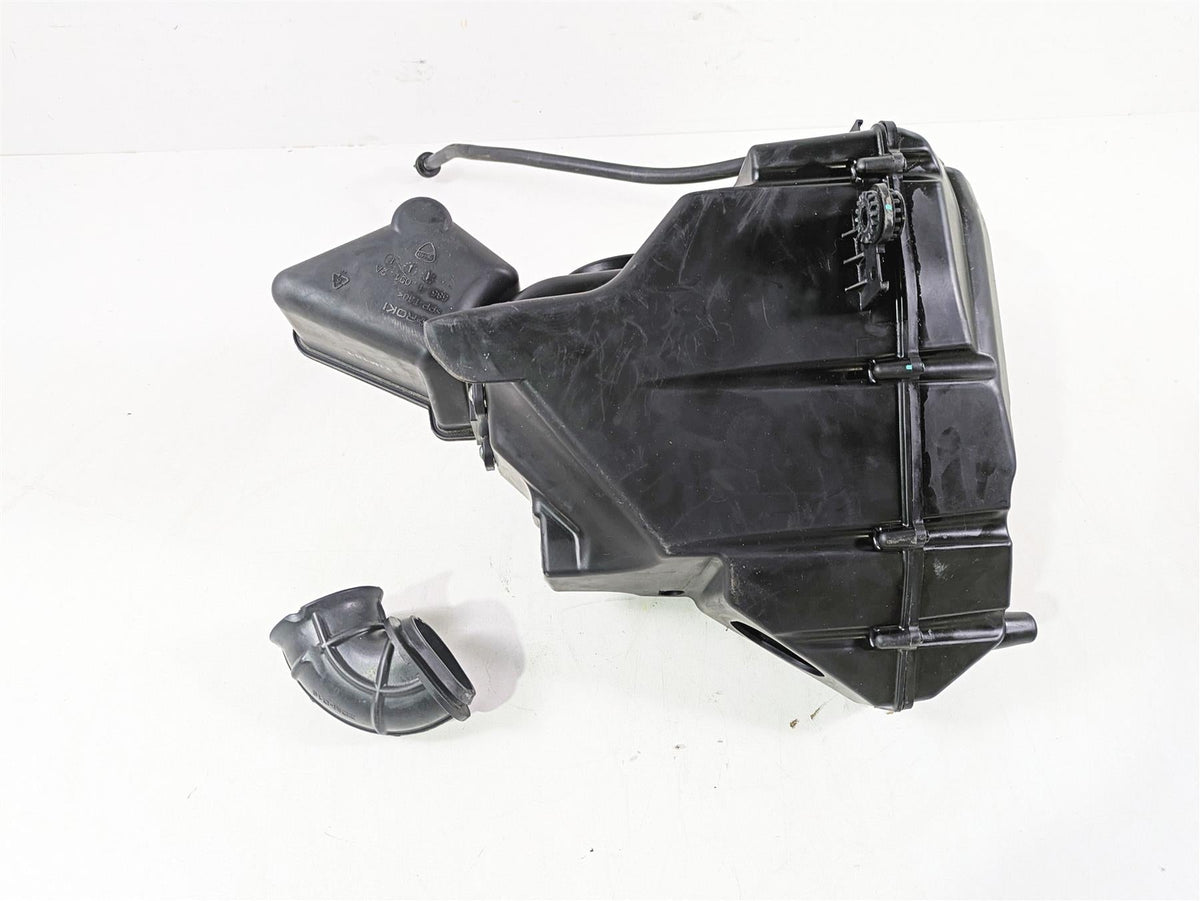 2022 Ducati Scrambler Desert Sled Air Box Cleaner Breather Filter 44219201A {{ shop.shopifyCountryName }} - Mototech271