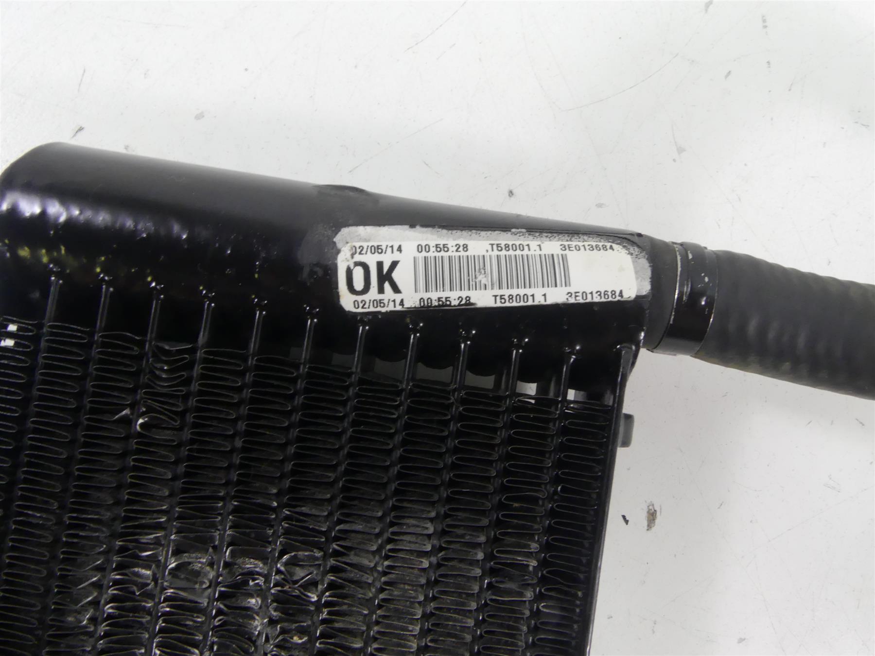 2014 Harley Touring FLHTK Electra Glide Left Coolant Radiator 26800006 {{ shop.shopifyCountryName }} - Mototech271