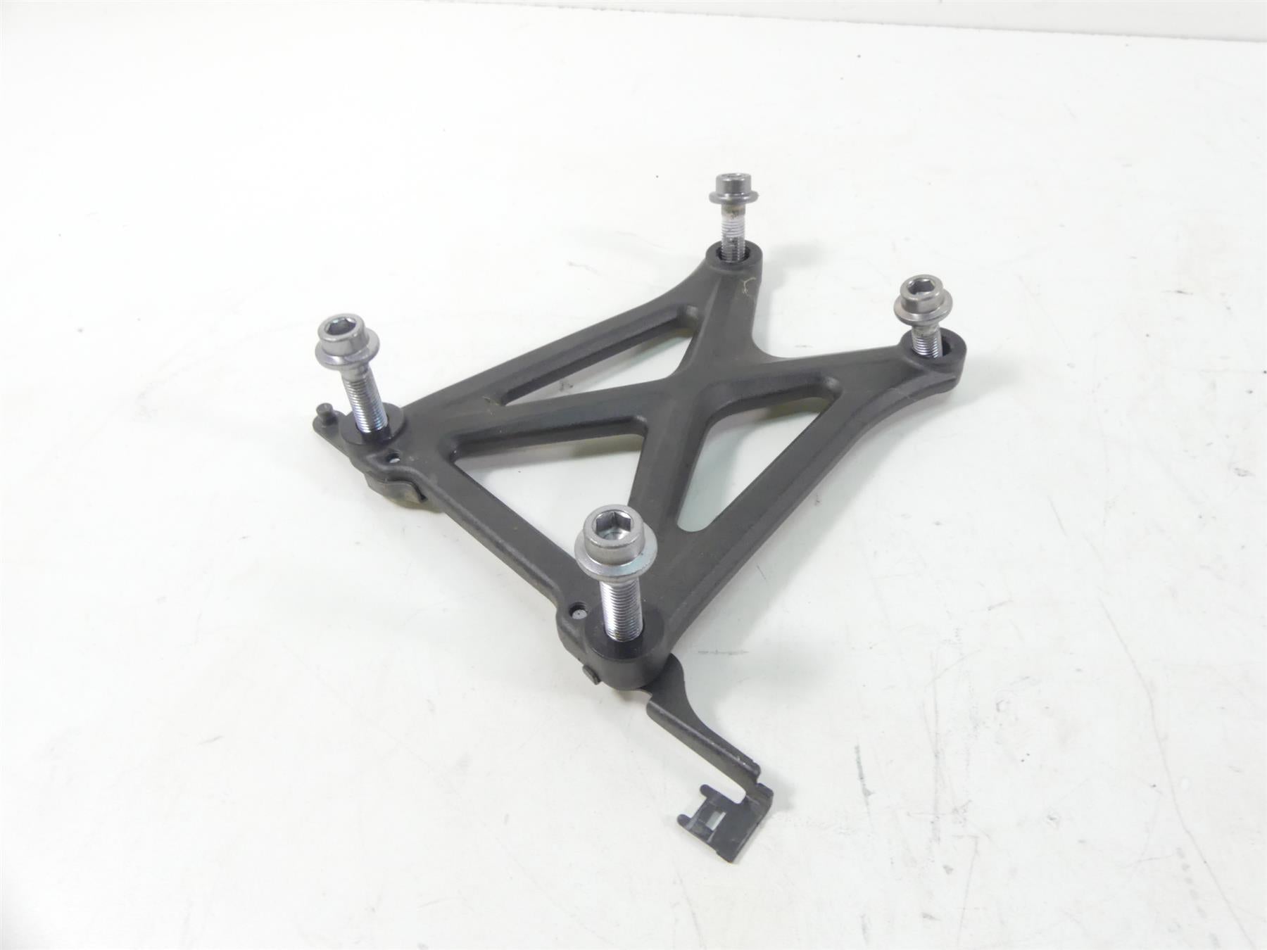 2013 Yamaha VMX17 V-Max 1700 Engine Motor Stay Bracket Mount Set 2S3-21315-00-00 {{ shop.shopifyCountryName }} - Mototech271