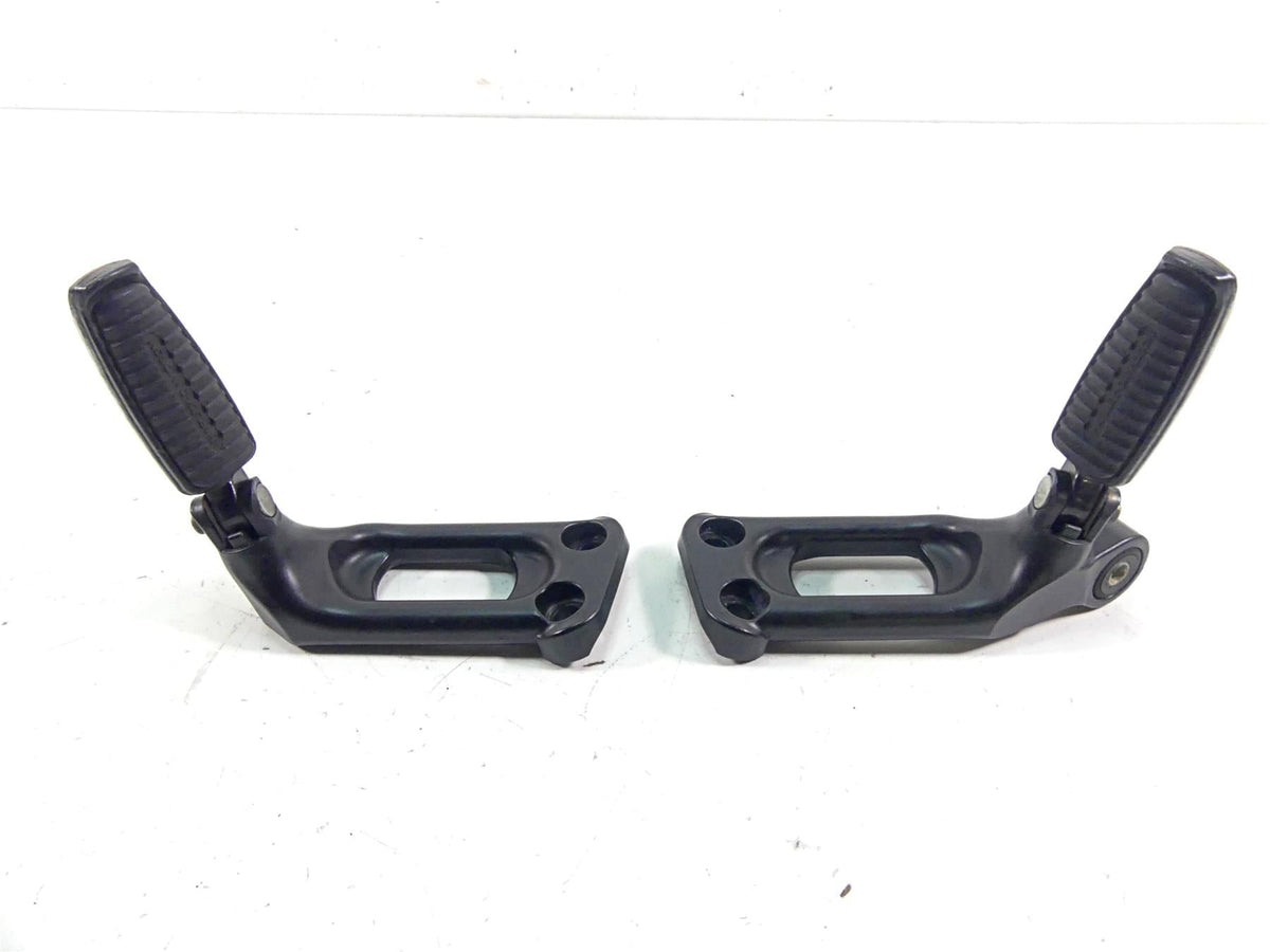 2015 Harley Davidson VRSCDX Night Rod Sp Rear Passenger Footpeg Set 51723-07 {{ shop.shopifyCountryName }} - Mototech271