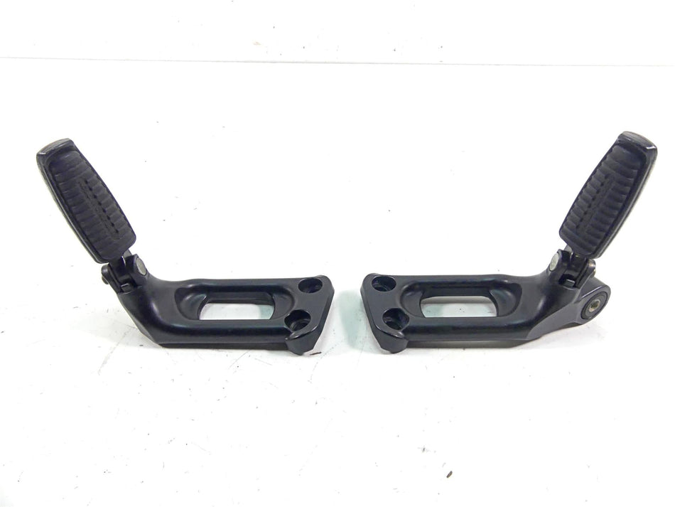 2015 Harley Davidson VRSCDX Night Rod Sp Rear Passenger Footpeg Set 51723-07 {{ shop.shopifyCountryName }} - Mototech271