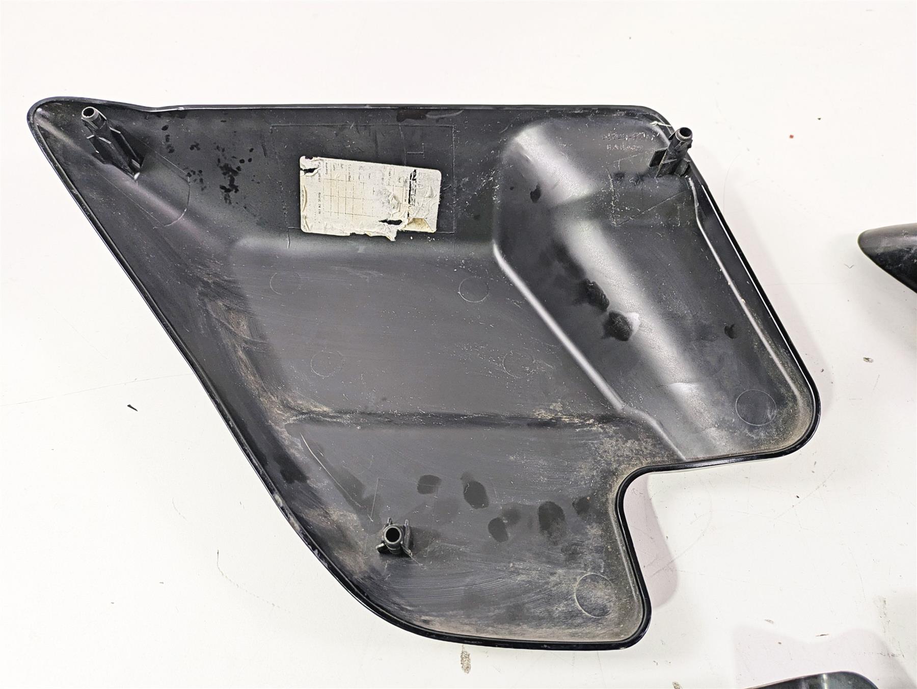 2008 Harley Touring FLHTP Electra Glide Side Cover Fairing Set 66048-97 66250-97 {{ shop.shopifyCountryName }} - Mototech271