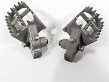 Load image into Gallery viewer, 2006 BMW R1200GS K255 Adv Front Footpeg Rest Set 46717694557 | Mototech271
