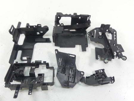 2019 Harley Softail FXBB Street Bob Electrical Carrier Plastic Set 69201523 {{ shop.shopifyCountryName }} - Mototech271