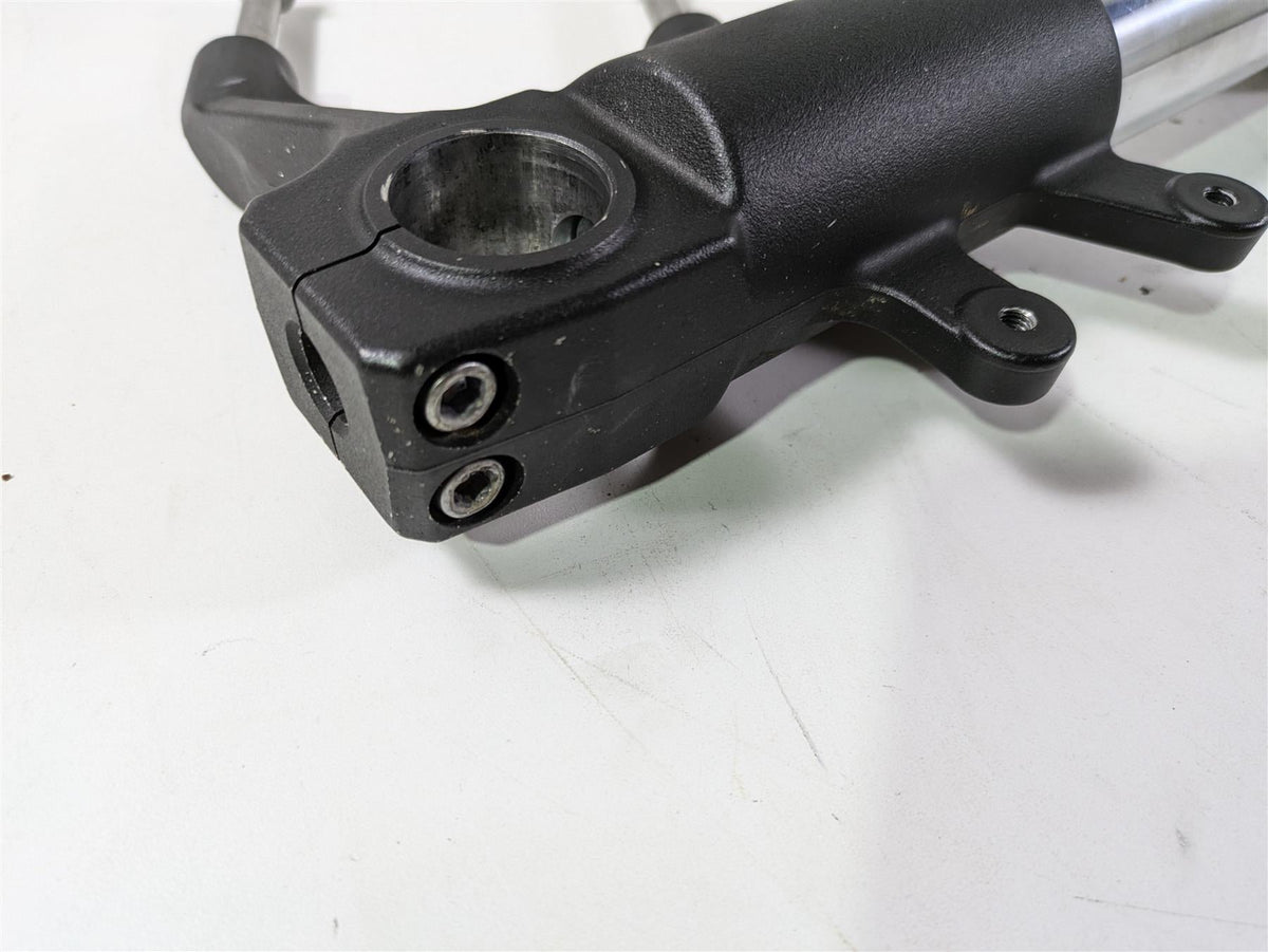 2016 Suzuki M109R VZR1800 Boulevard Front Forks Leg Set 51103-48G30 {{ shop.shopifyCountryName }} - Mototech271