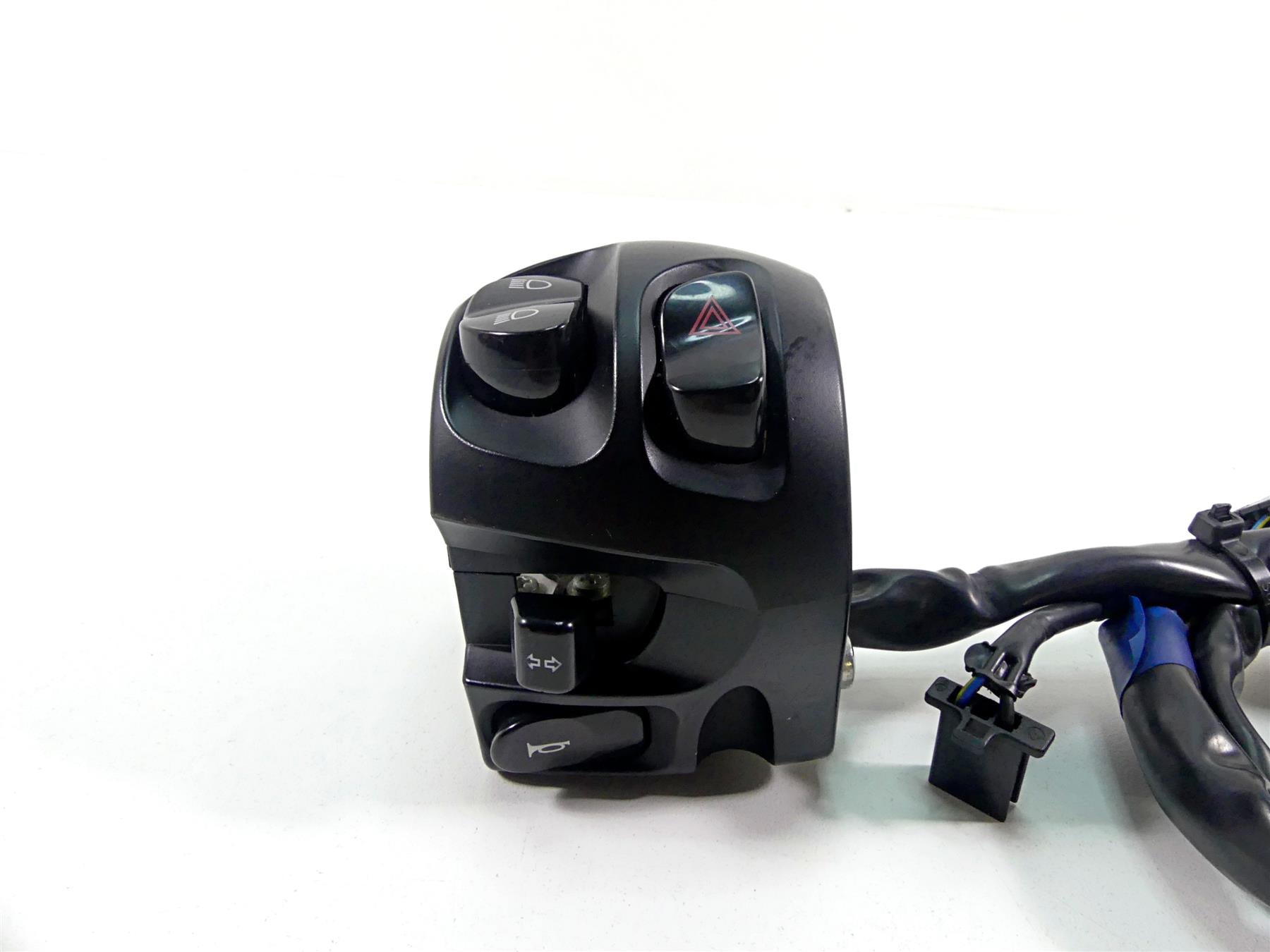 2011 Victory Cross Country Left Hand Control Switch 4012119 {{ shop.shopifyCountryName }} - Mototech271