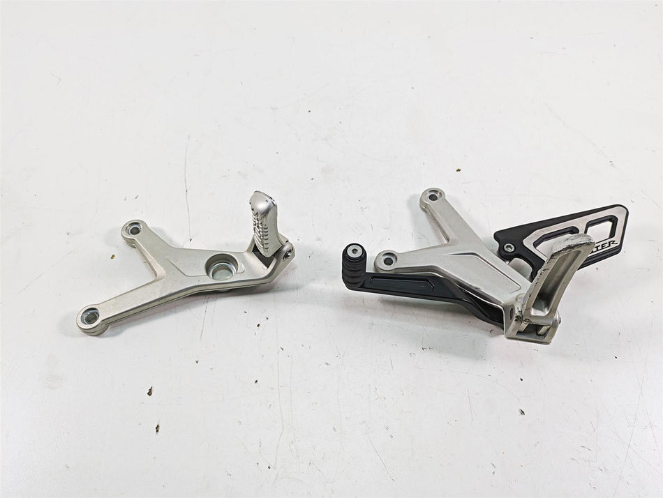 2017 Mv Agusta Dragster 800 Front Rider Footpeg Rest Set 8000B6239 8000B6238 {{ shop.shopifyCountryName }} - Mototech271