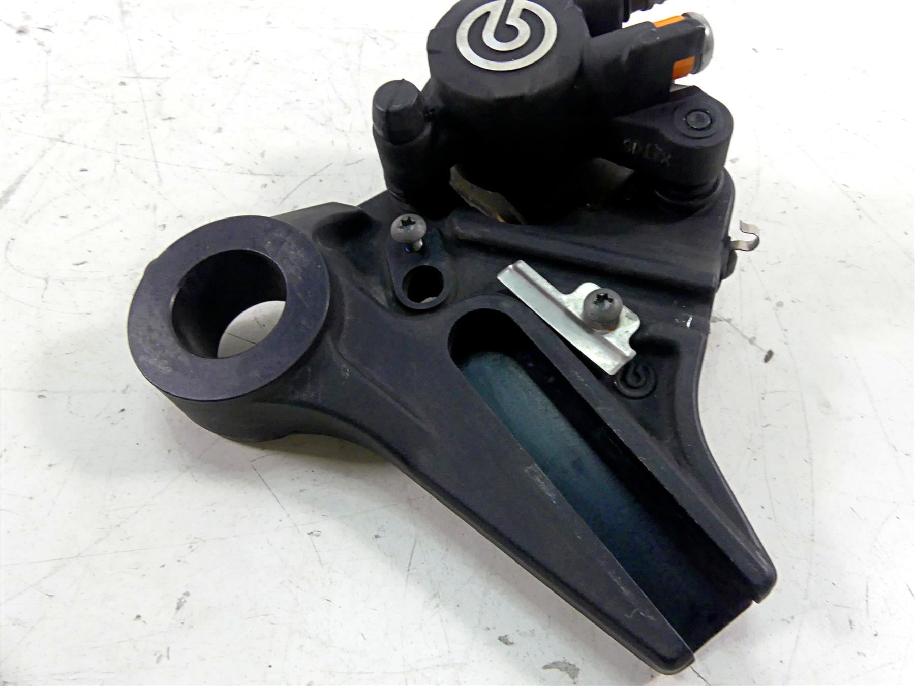 2018 BMW S1000RR K46 Rear Brembo Brake Caliper & Bracket 34217718562 {{ shop.shopifyCountryName }} - Mototech271