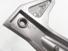 Load image into Gallery viewer, 2007 Yamaha FZ1 Fazer Rear Passenger Footpeg Foot Peg Set 2D1-2742L-00-00 | Mototech271
