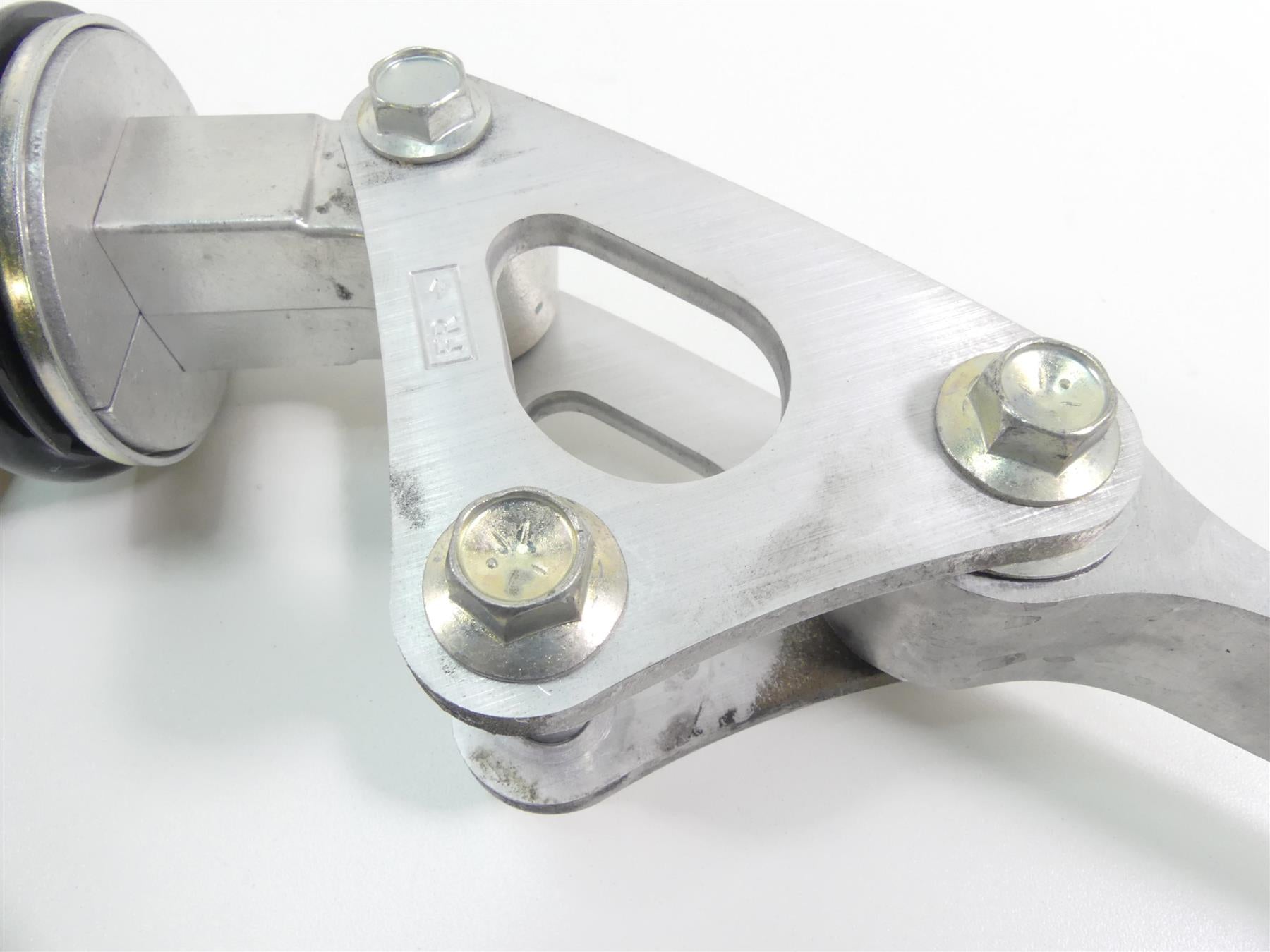 2022 Suzuki GSXR750 Straight Rear Shock Suspension & Linkage 62100-15870-019 {{ shop.shopifyCountryName }} - Mototech271