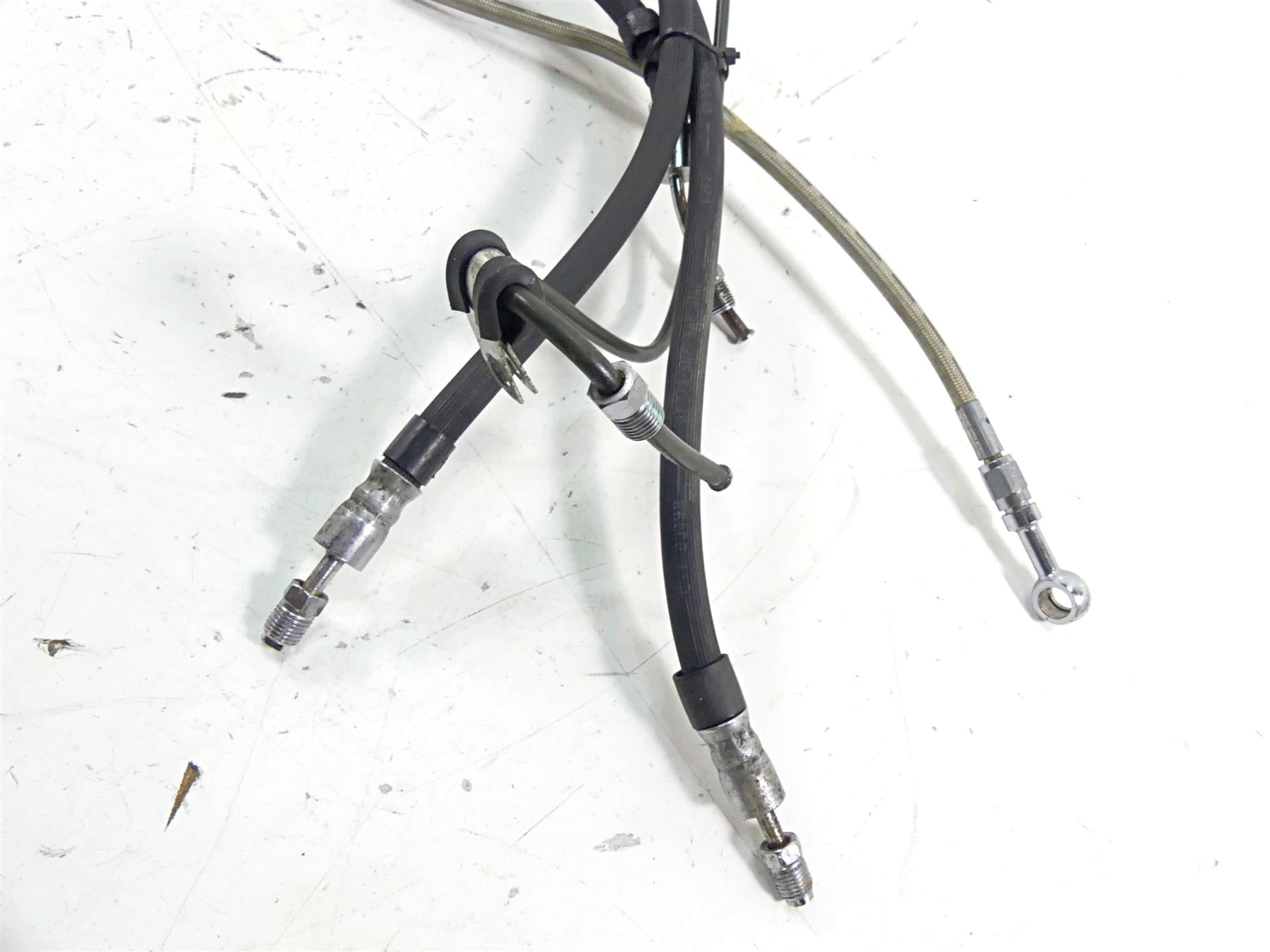 1979 Harley Sportster XLS1000 Roadster Front Rear Brake Line Hose Set 45123-77 {{ shop.shopifyCountryName }} - Mototech271