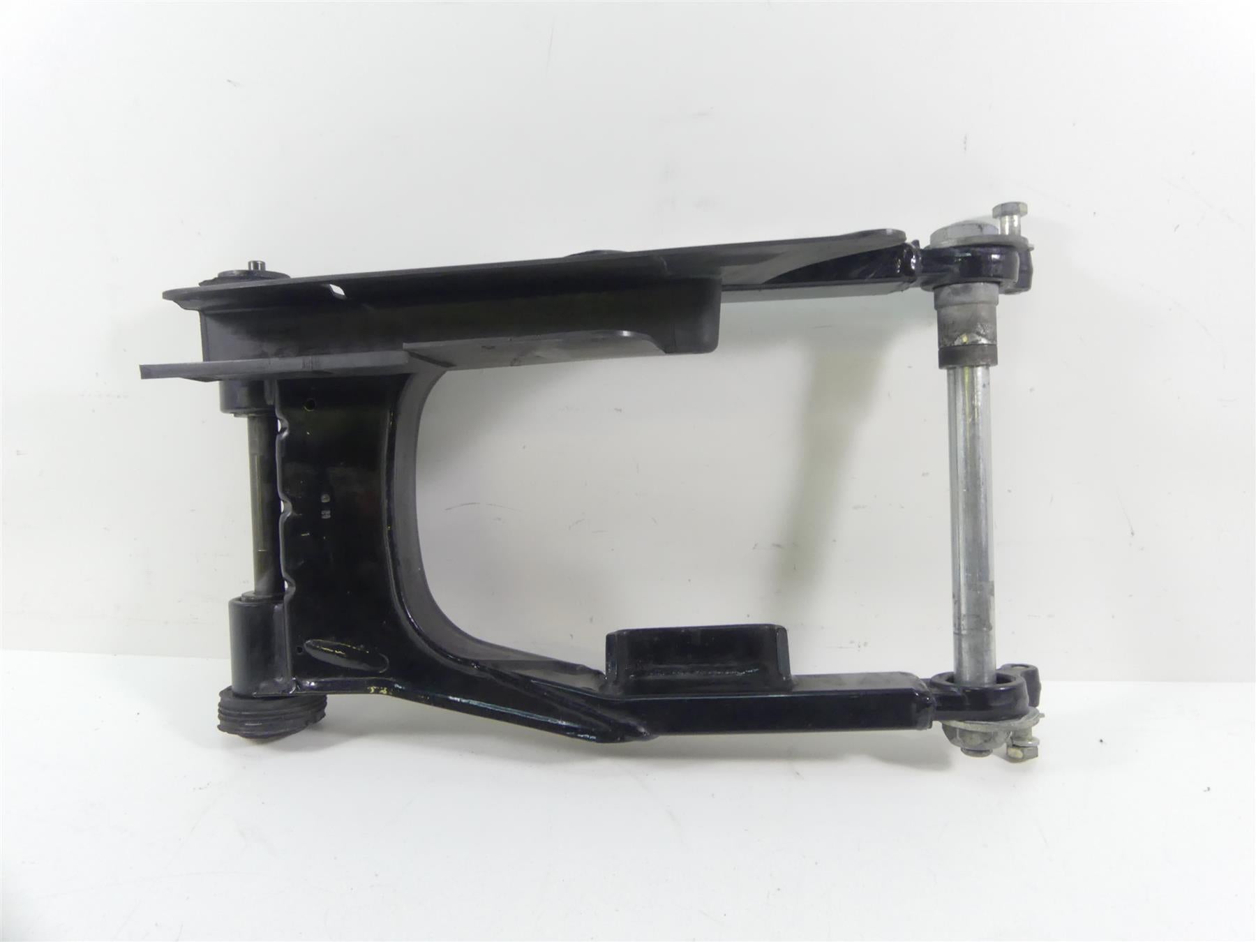 2007 Harley FLHTCU SE CVO Electra Glide Swing Arm Swingarm & 1" Axle 47549-02 {{ shop.shopifyCountryName }} - Mototech271
