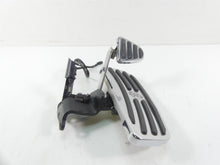 Load image into Gallery viewer, 2007 Yamaha XVS1300 V-Star Right Floorboard Brake Pedal Set 3D8-27420-00-00 | Mototech271
