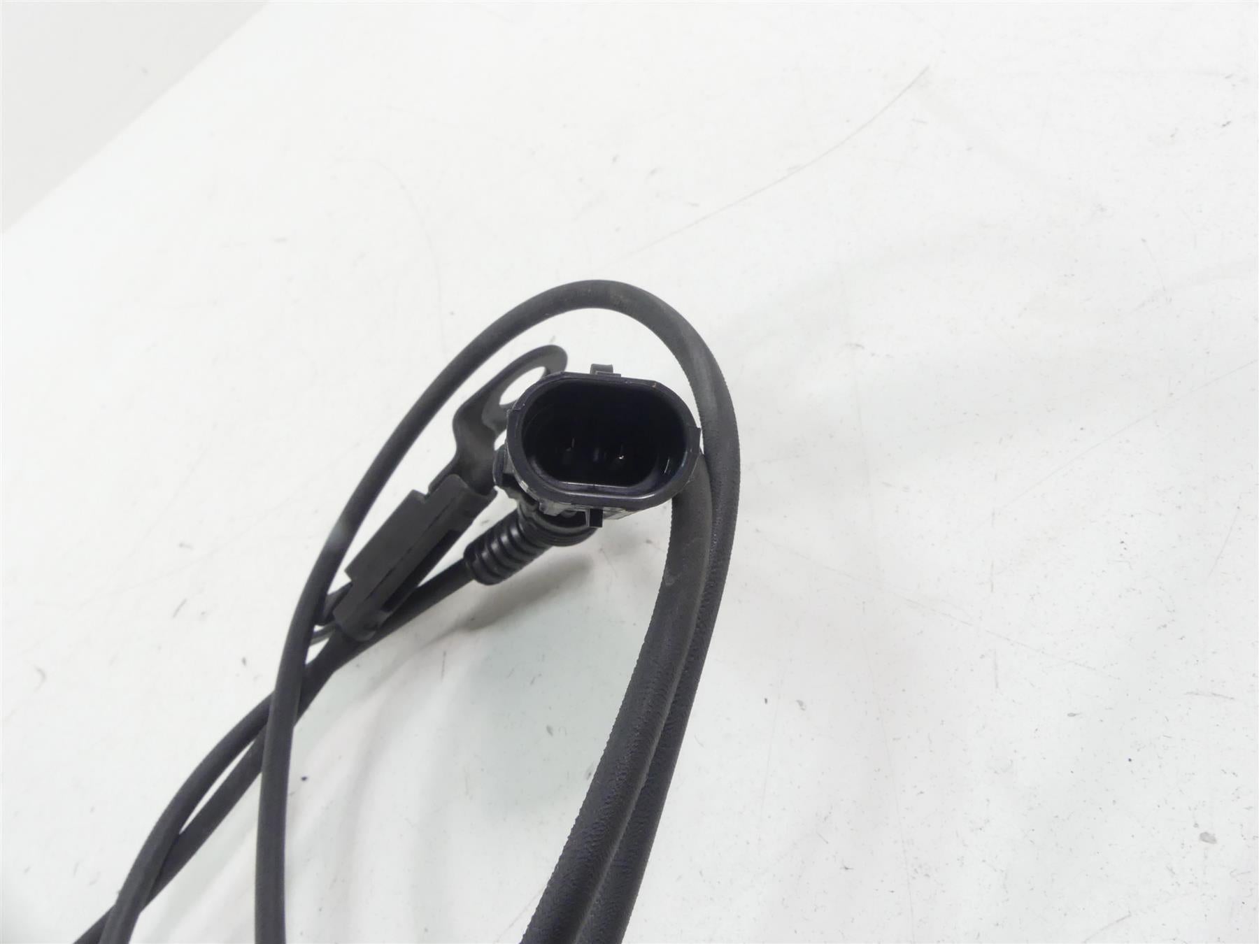 2017 Harley Touring FLHTKL Electra Glide Abs Wheel Speed Sensor Set 32700015 {{ shop.shopifyCountryName }} - Mototech271