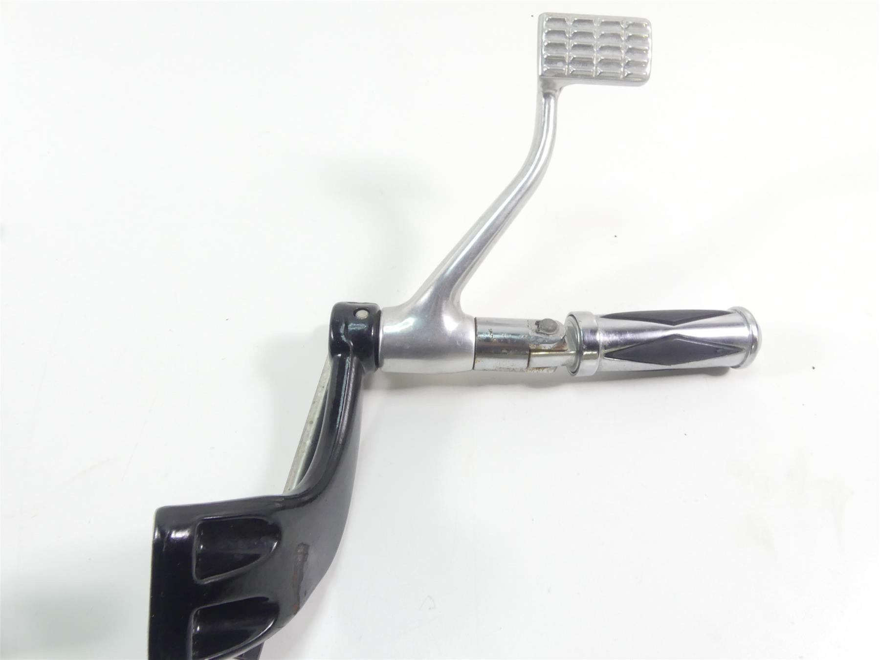 2018 Harley Sportster XL1200 Custom Front Rear Footpeg Lever Pedal Set 42972-04 {{ shop.shopifyCountryName }} - Mototech271